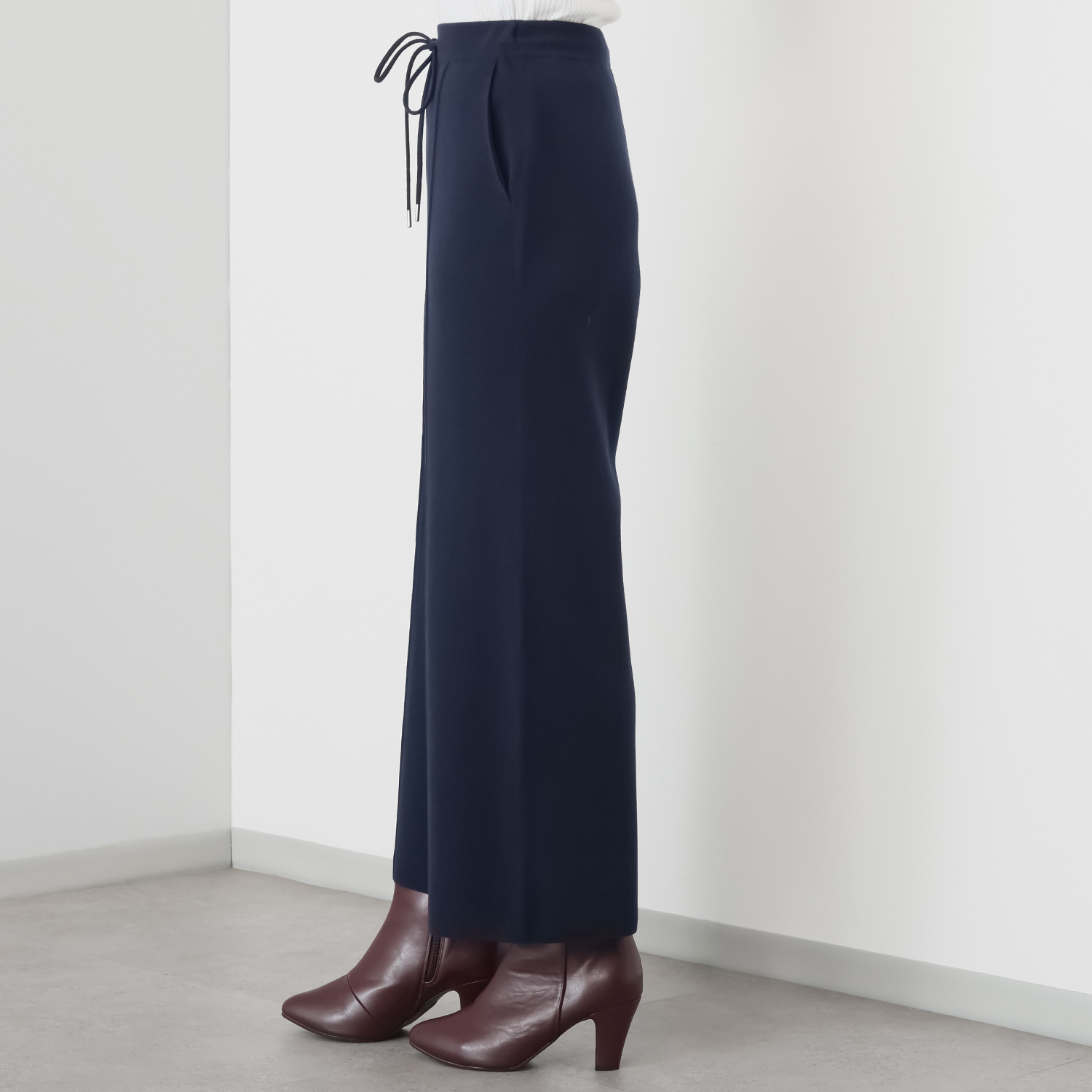 アズイズ　ビーマイセルフ バイ　ネイチャーズ ウールシルク ミラノリブ セミワイドパンツ