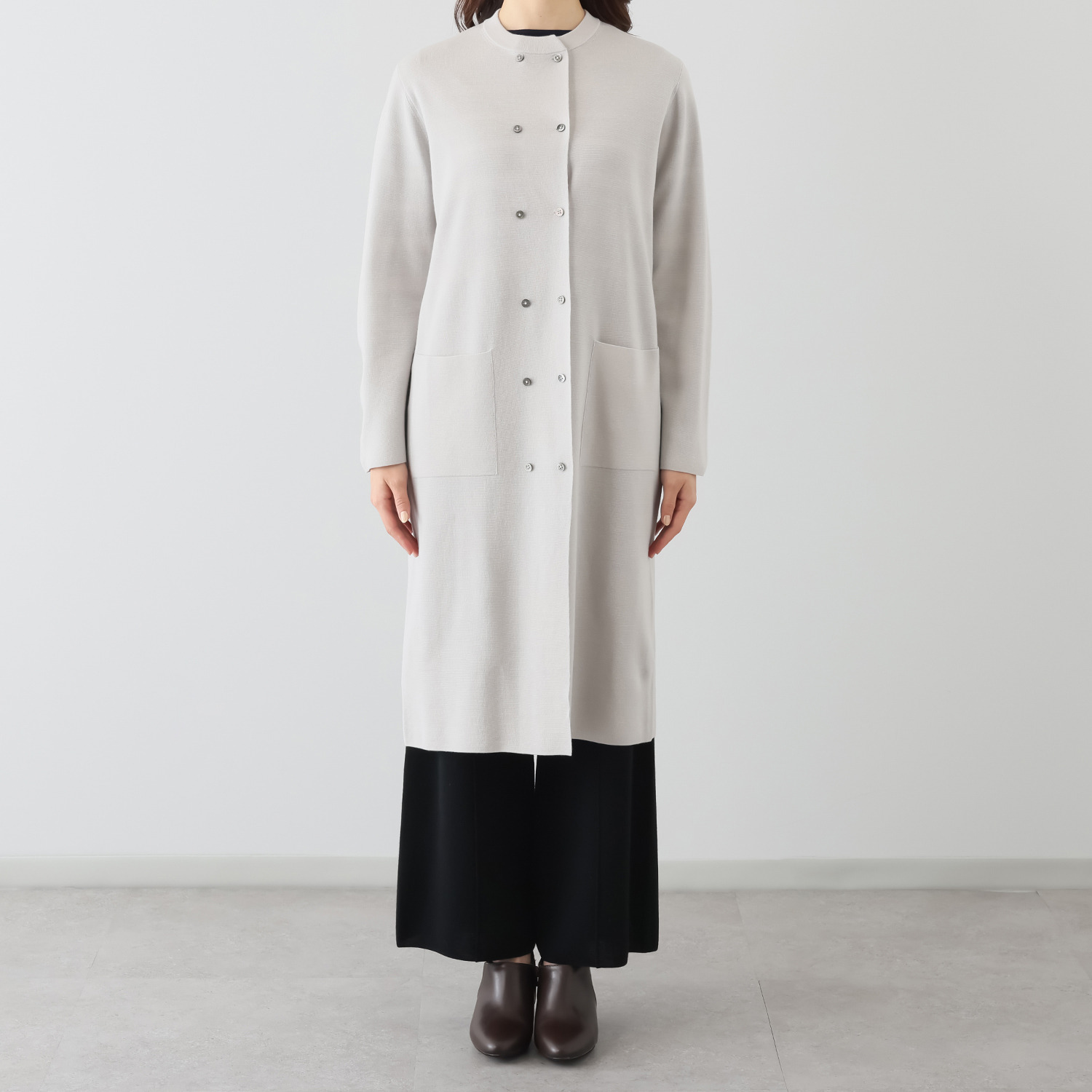 アズイズ　ビーマイセルフ バイ　ネイチャーズ ウールシルク ミラノリブ ダブルボタン使いコート