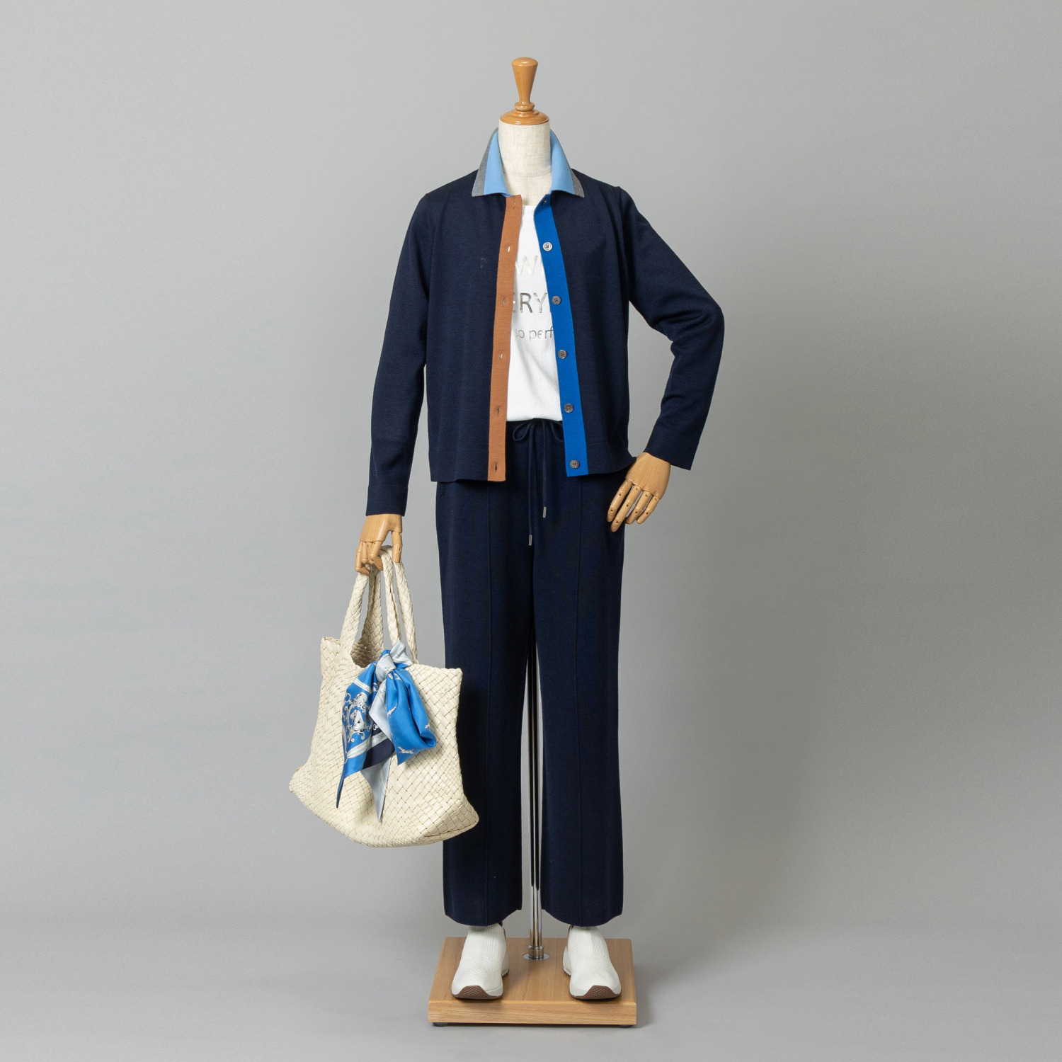 アズイズ　ビーマイセルフ バイ　ネイチャーズ ウールシルク 配色アクセント 襟付カーディガン