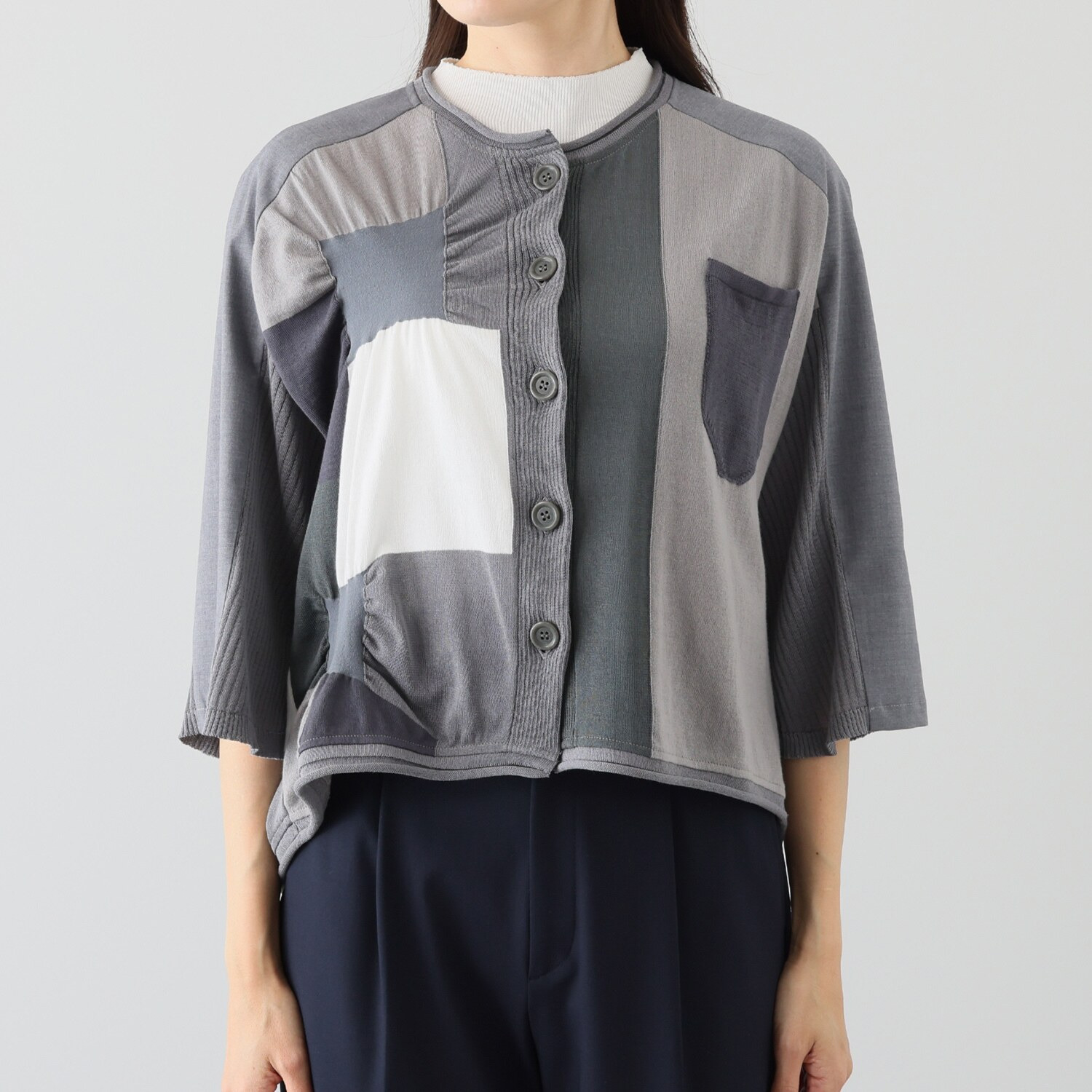 ヨシヨシ 異素材使い インターシャ編 ボレロ風 デザインカーディガン