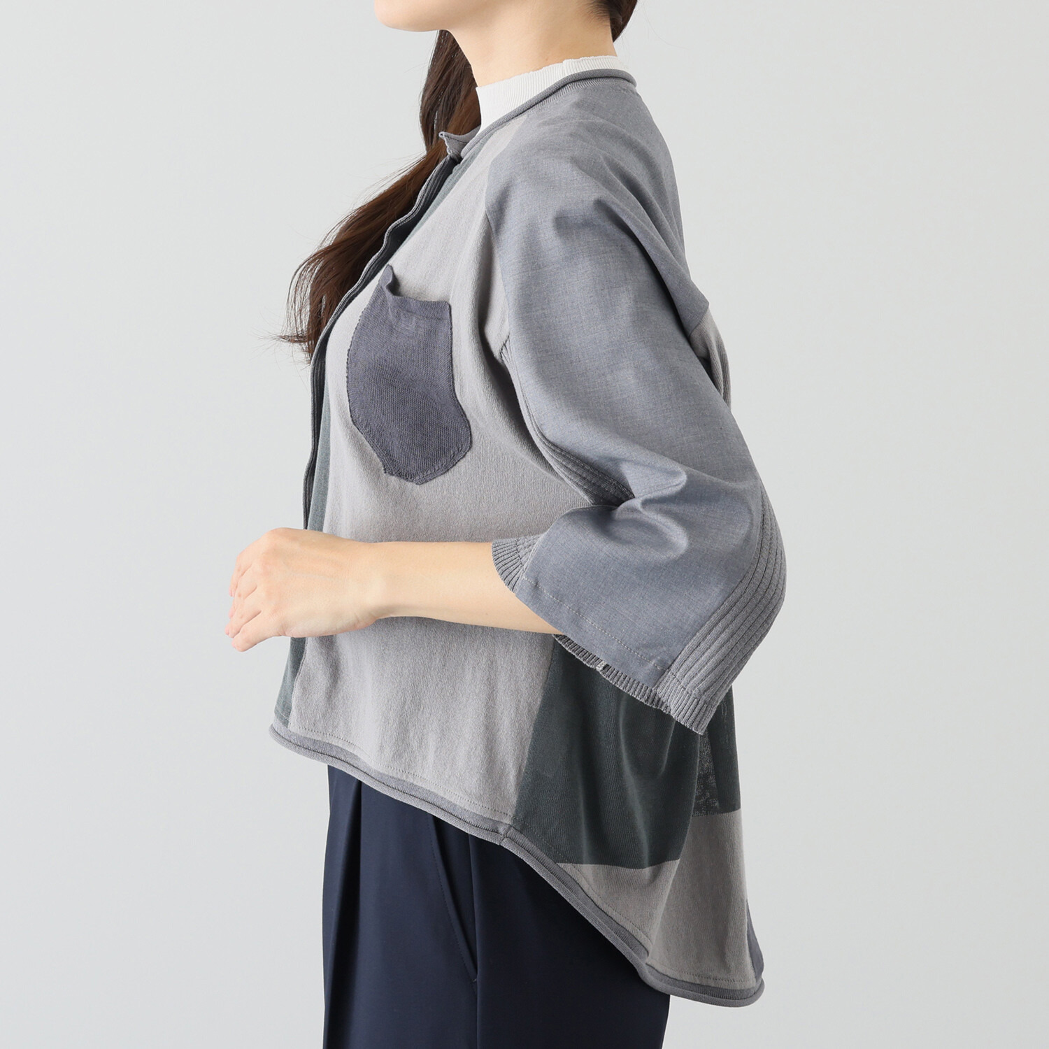 ヨシヨシ 異素材使い インターシャ編 ボレロ風 デザインカーディガン