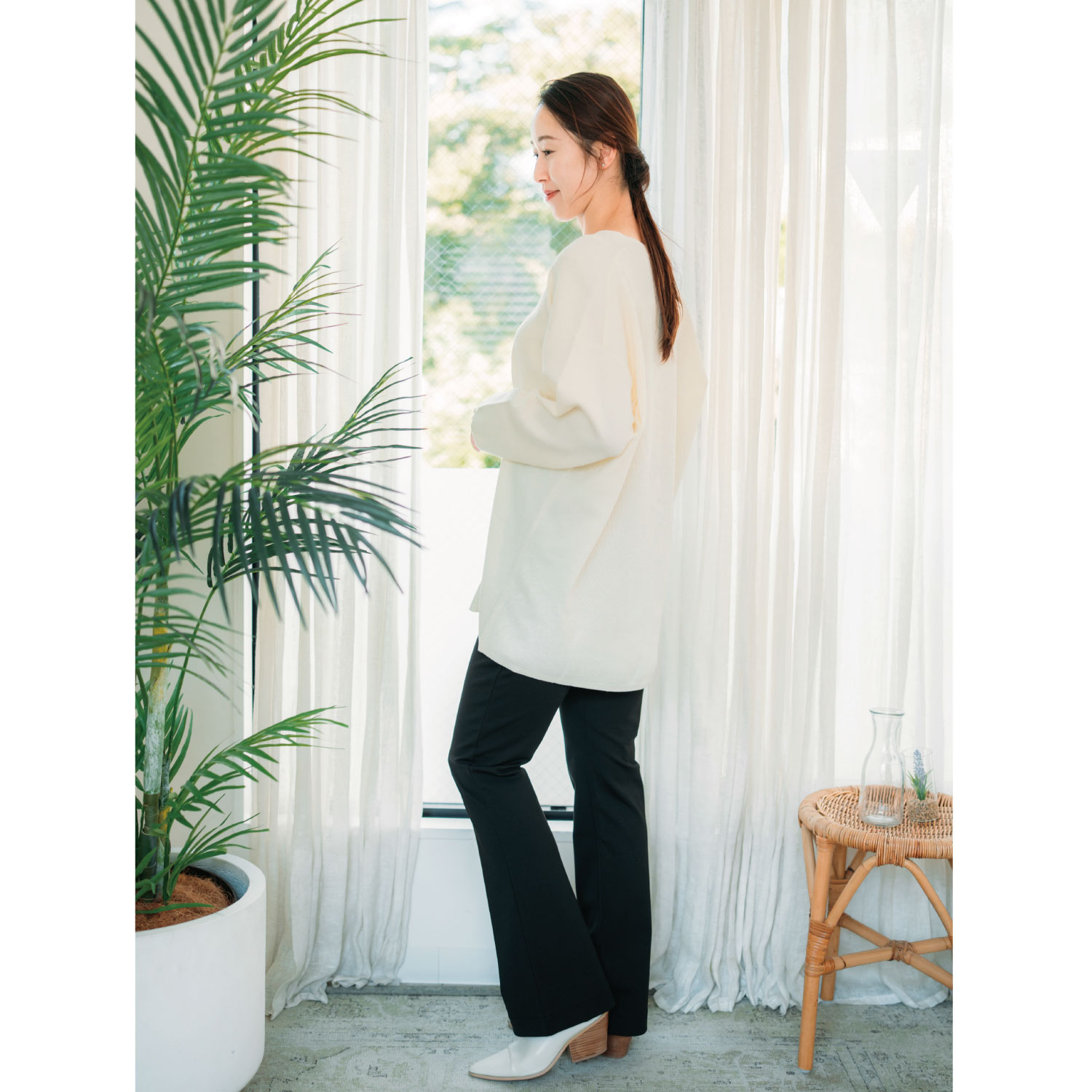 ヘ・エラ コットン混 Ｖネック スッキリ細見え ニットプルオーバー