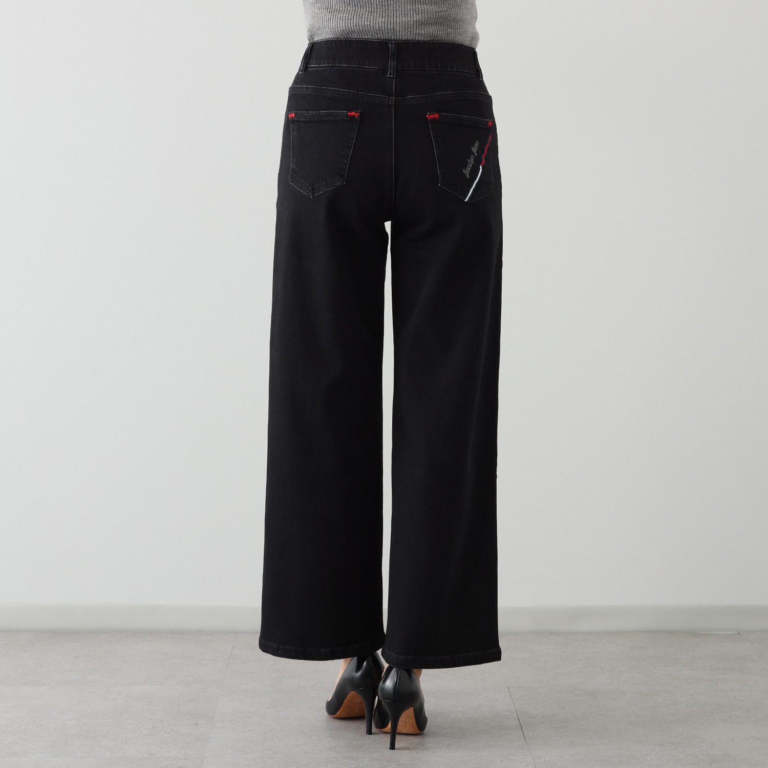 ダジュール 刺しゅうデザイン デニムパンツ