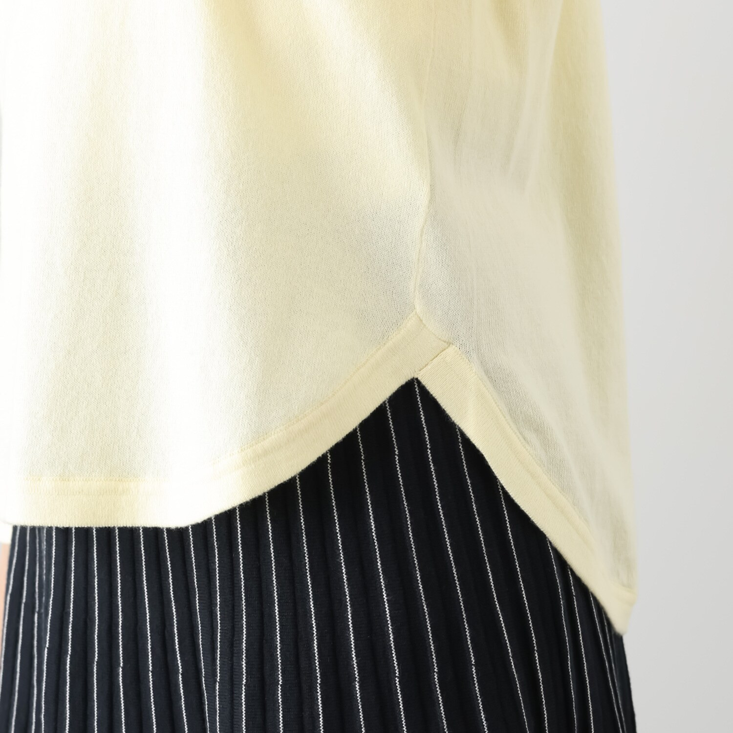 スピンブルー イタリアＭＴＢ社製 エーゲ海コットン シャツテイル ニットプルオーバー