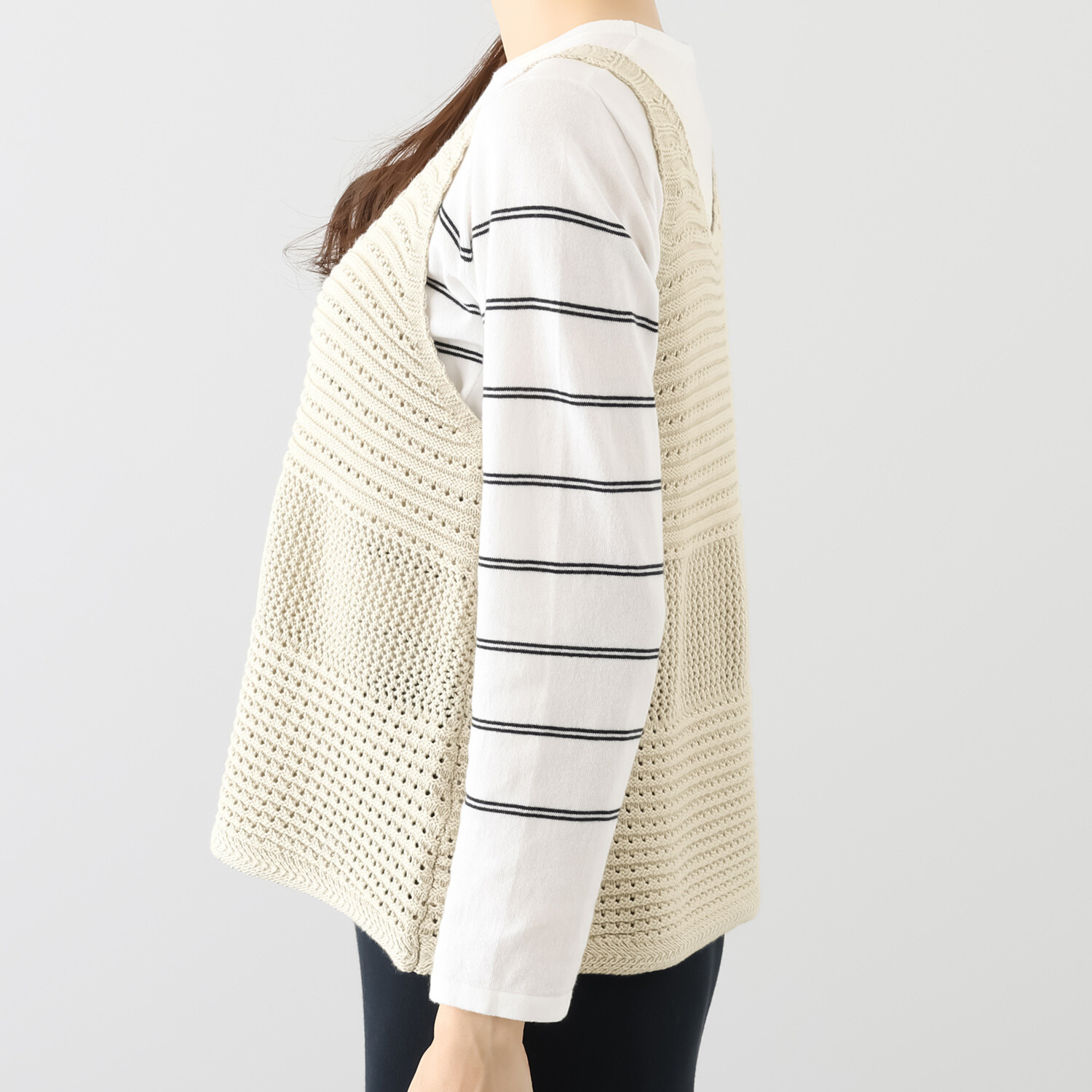 スピンブルー イタリアＭＴＢ社製 エーゲ海コットン 透かし編地変化 ニットキャミソールジレ 