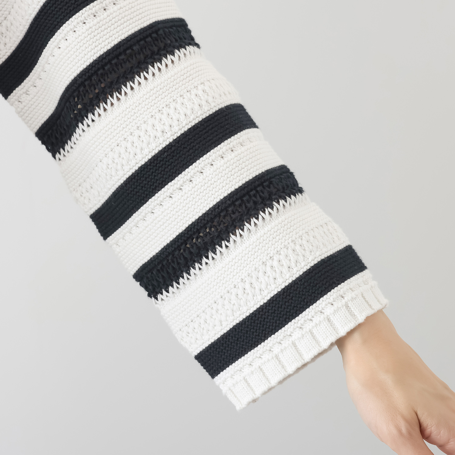 スピンブルー イタリアＭＴＢ社製 エーゲ海コットン 地柄ボーダー ボートネックプルオーバー