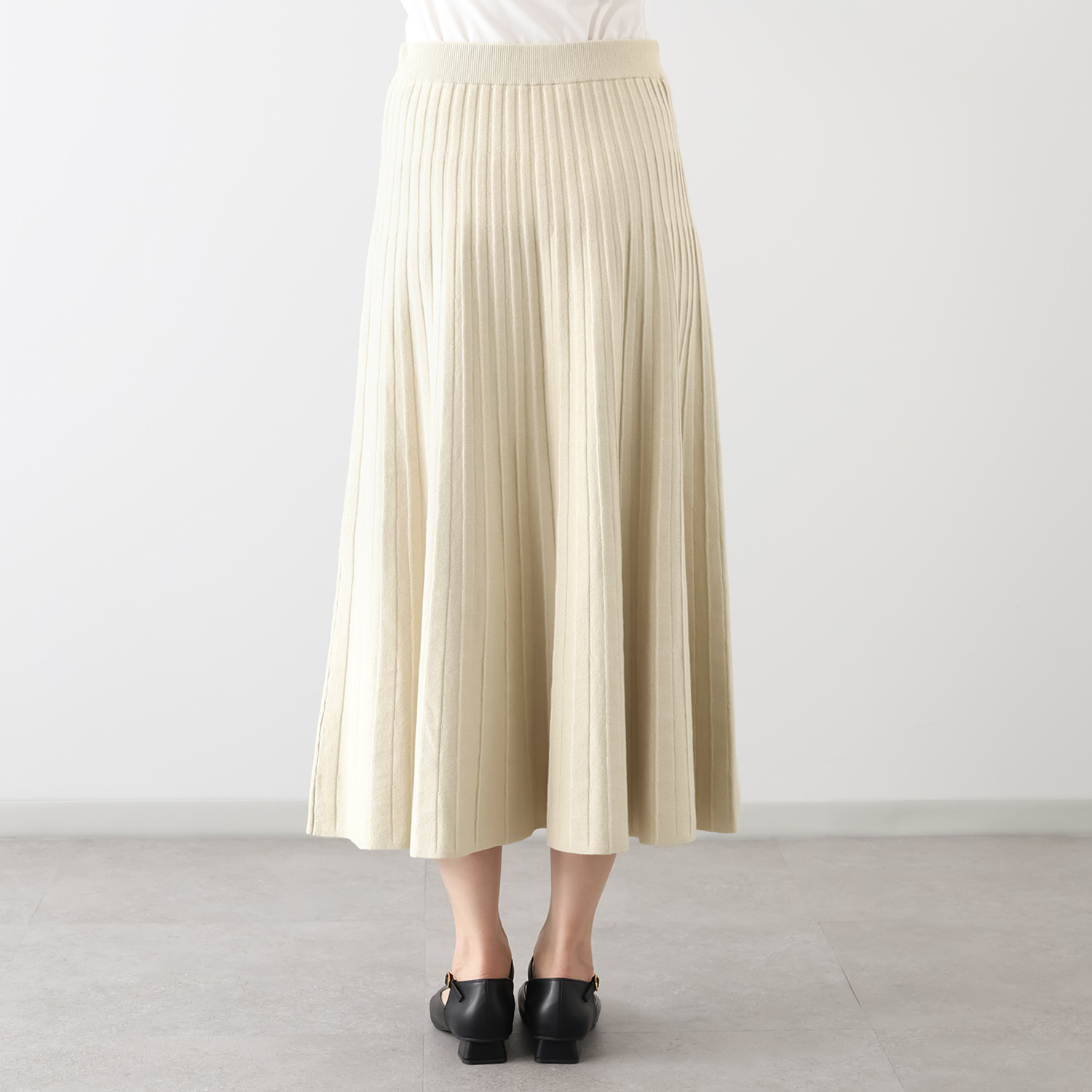 スピンブルー イタリアＭＴＢ社製 エーゲ海コットン混 ストライプアクセント ニットプリーツスカート