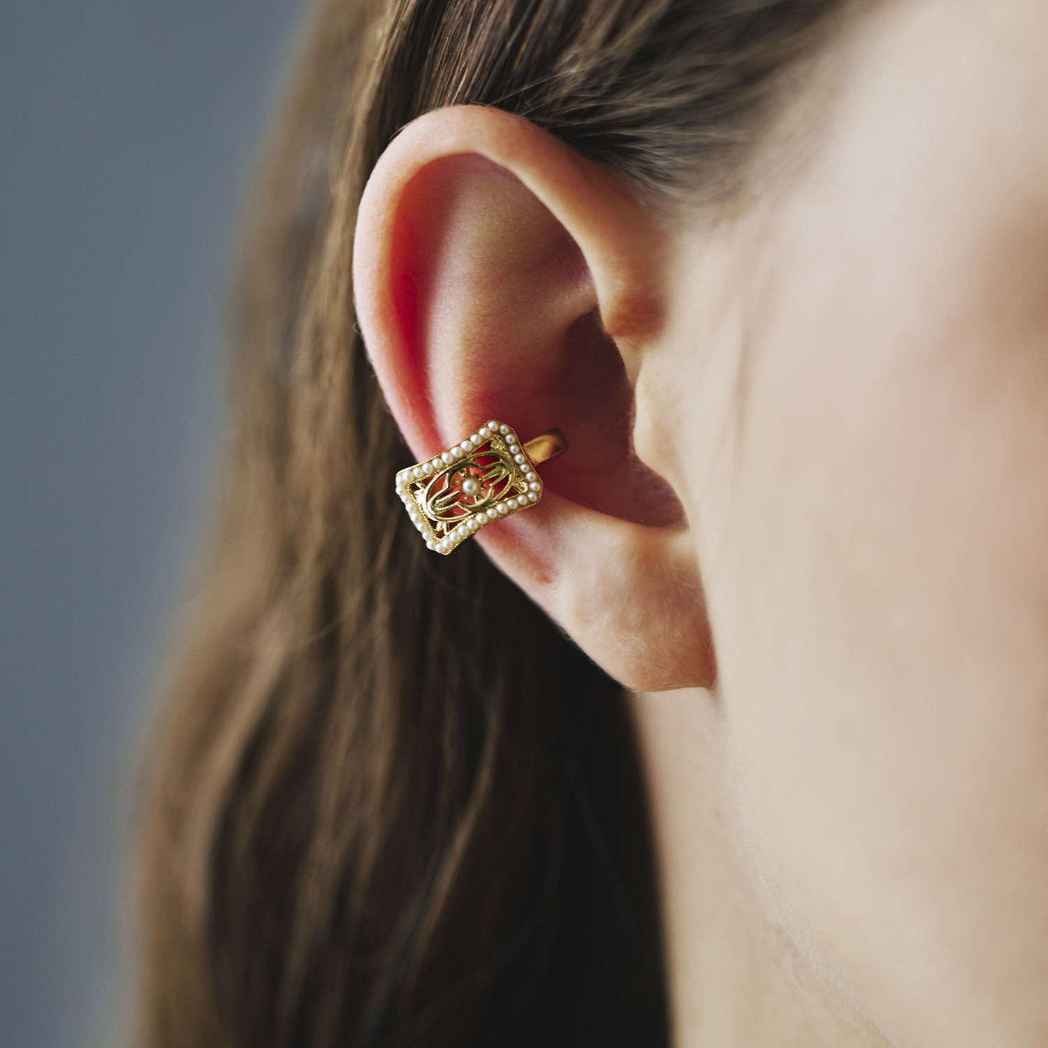 エーディーエムジェイ アールデコモティーフ イヤーカフ ＜片側のみ＞