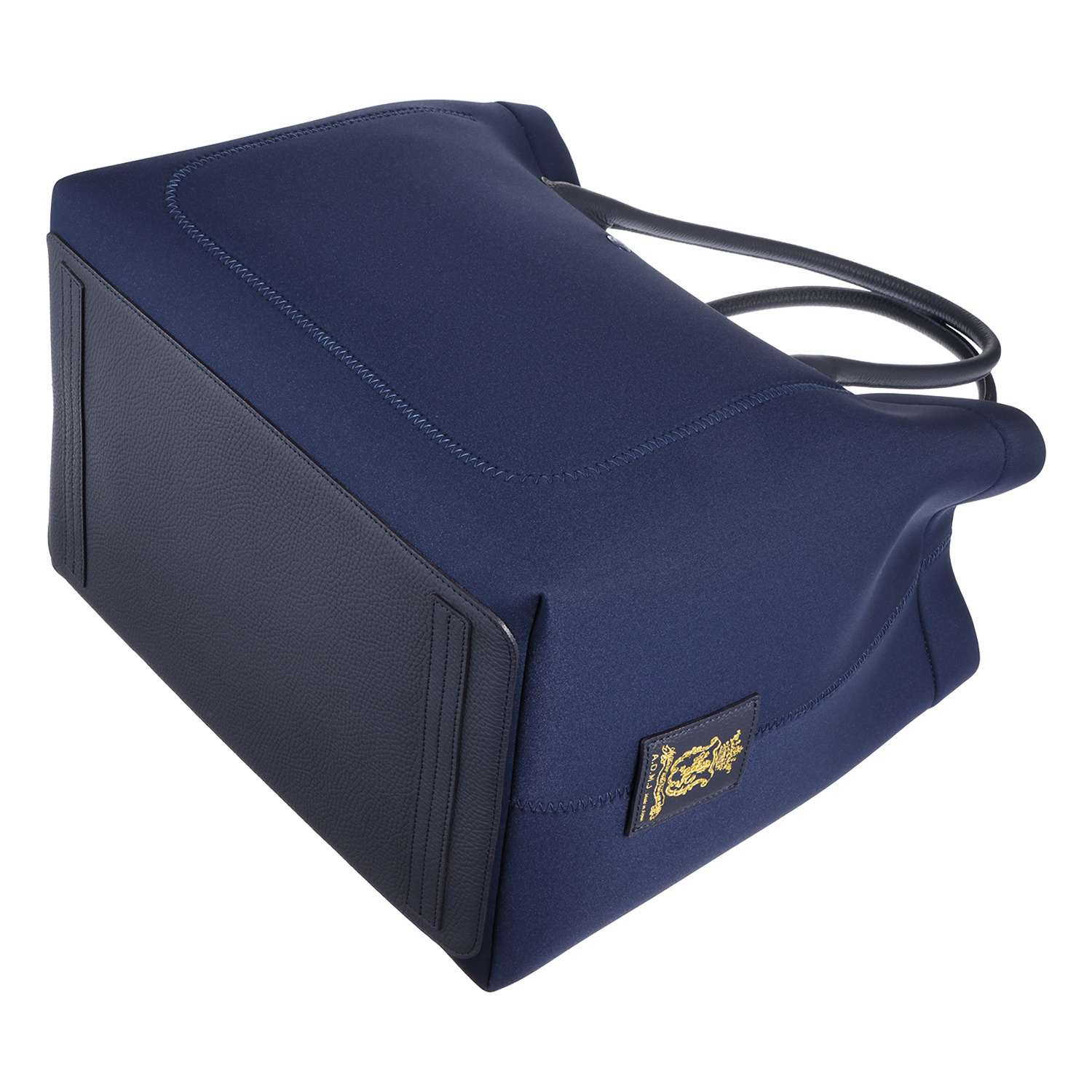 エーディーエムジェイ マジックライト（Ｒ） マーキス刺しゅう トートバッグ ＜Ｌ＞