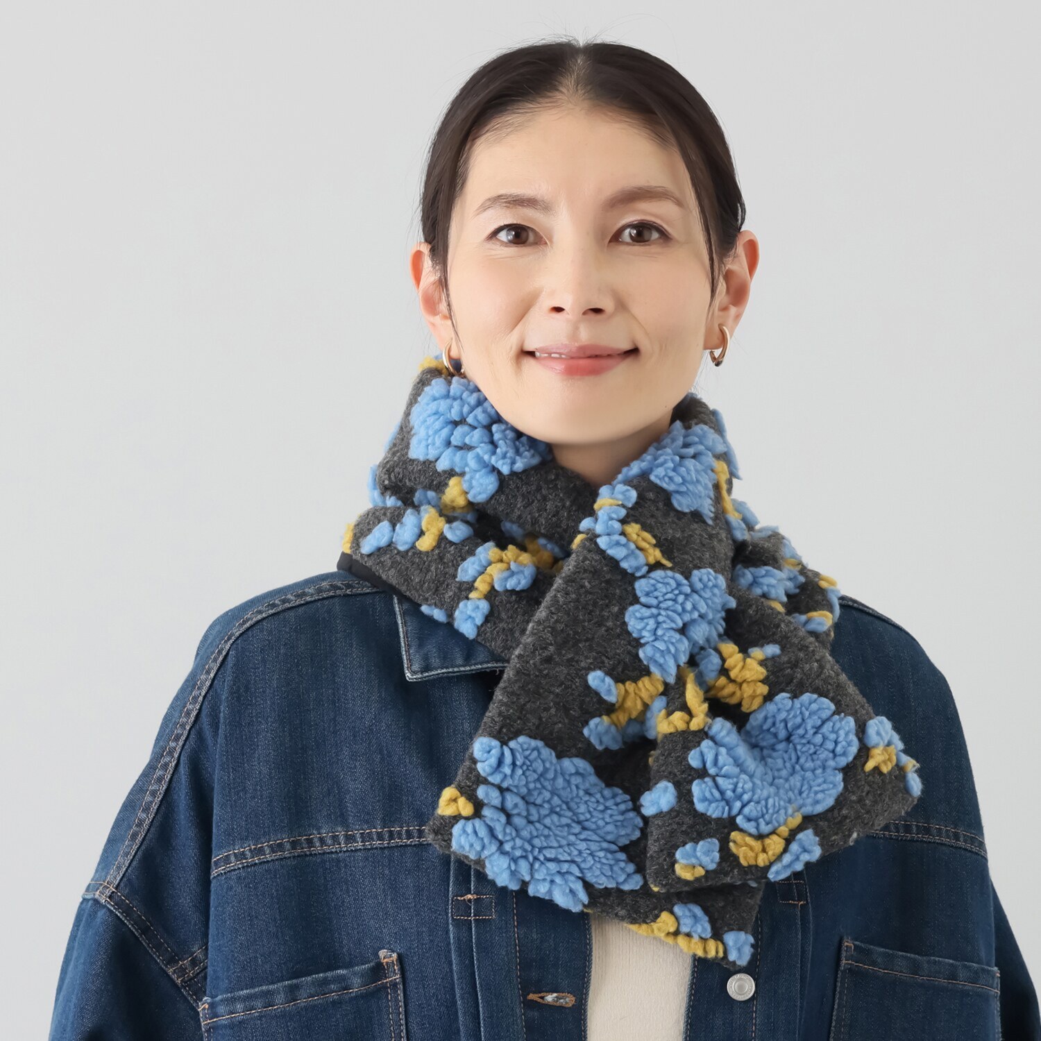 かわいい雑貨屋さん グロリア 立体フラワーモチーフ ティペット