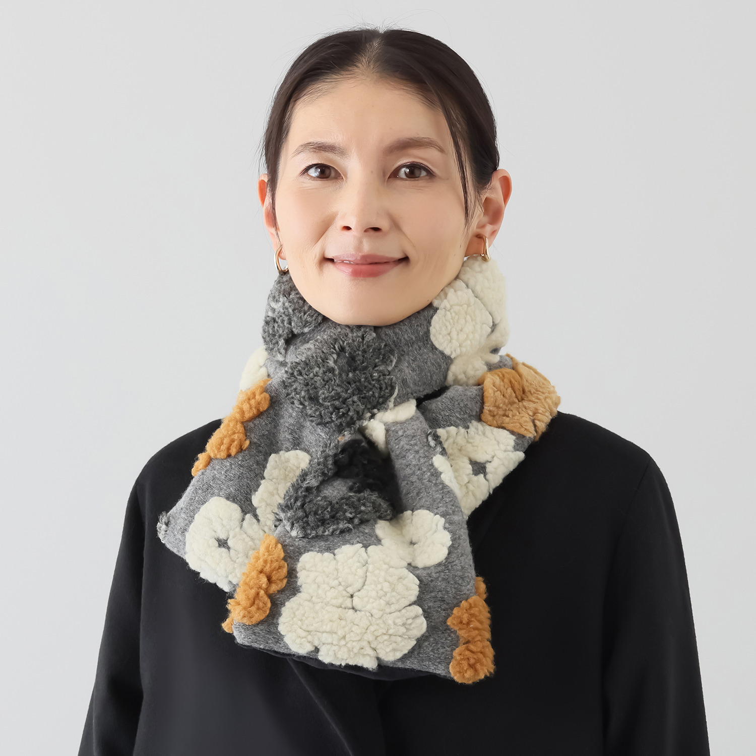 かわいい雑貨屋さん グロリア 立体フラワーモチーフ ティペット