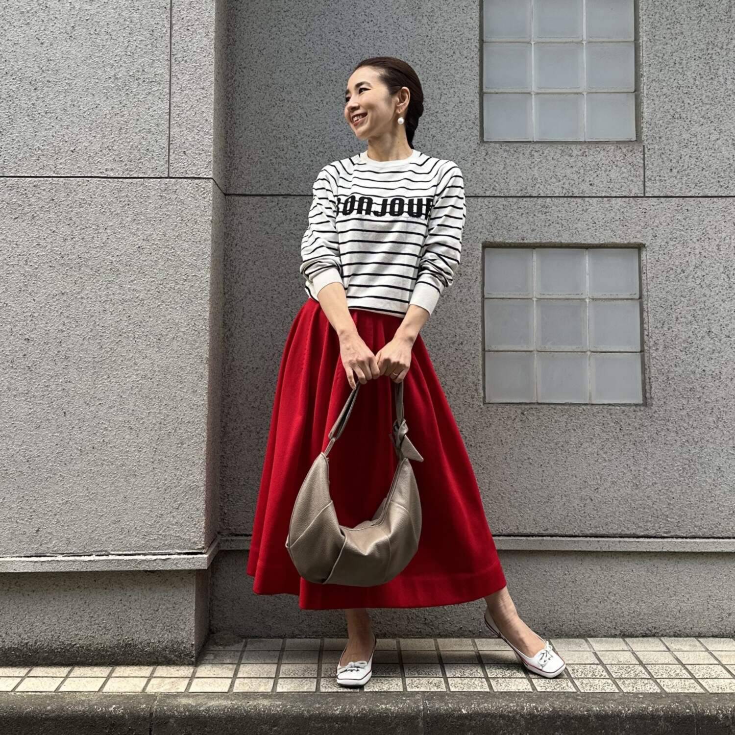 タマミ　ワタナベ 牛革 ショルダーバッグ “クロワッサン　ムー”