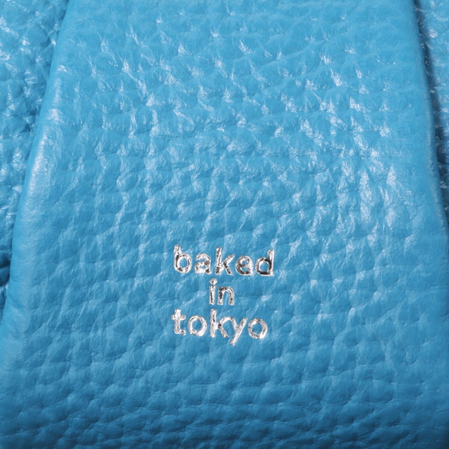 タマミ　ワタナベ 牛革 ポーチ “プチ クロワッサンムー”