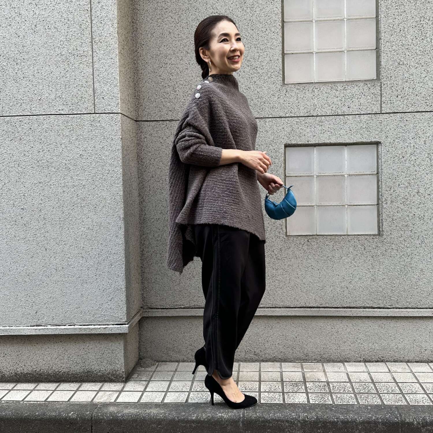 タマミ　ワタナベ 牛革 ポーチ “プチ クロワッサンムー”