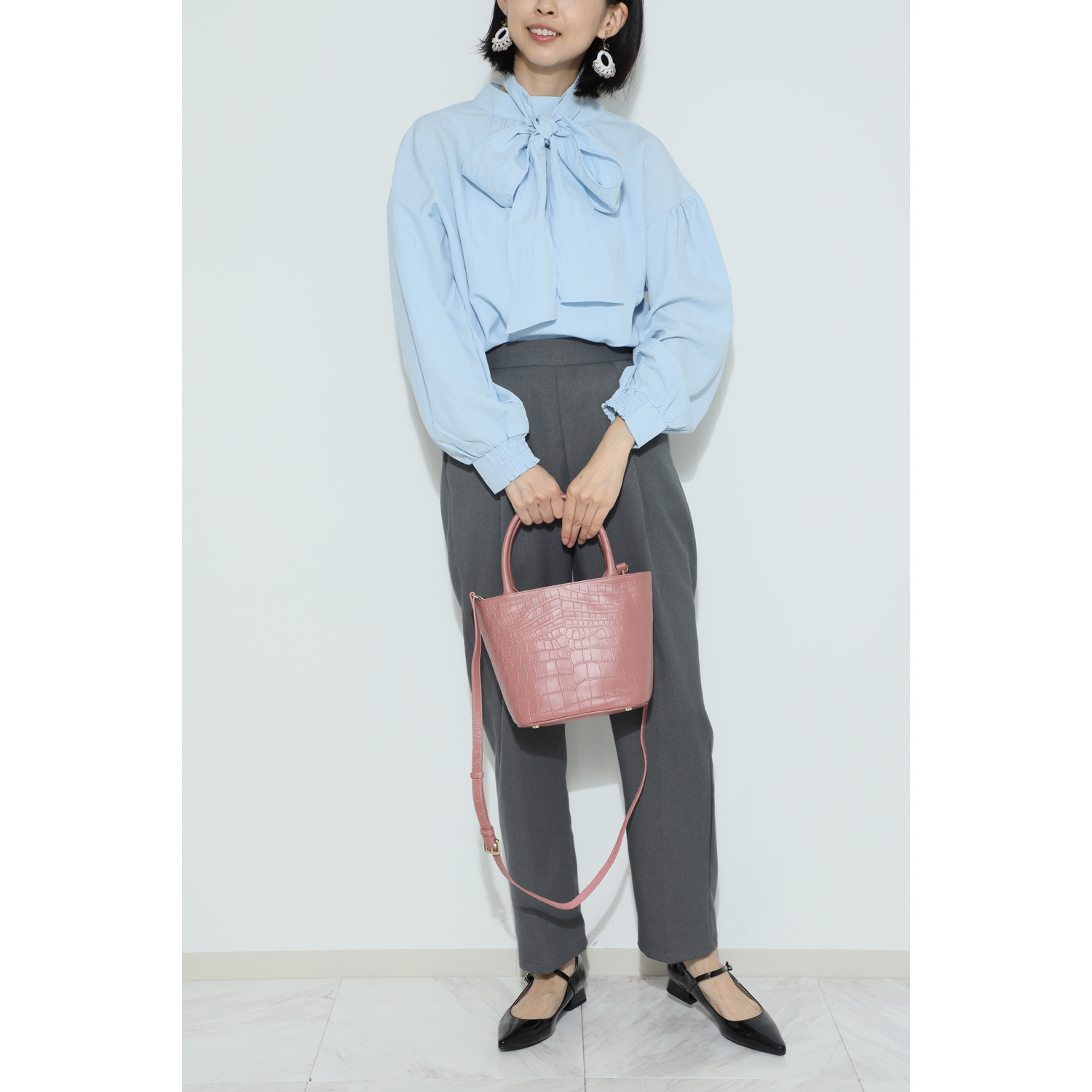 オリタタ 牛革クロコダイル型押し ２ウェイトートバッグ