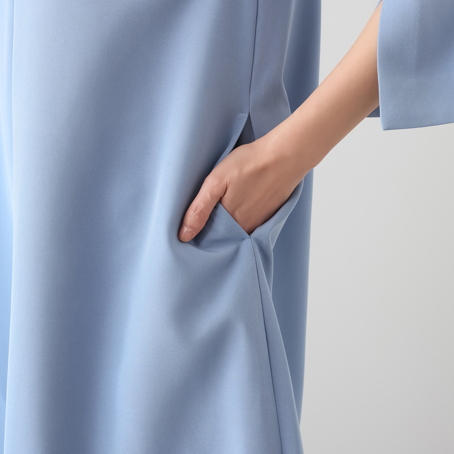 クリス・セリーン 煌めくラインストーン Ａラインワンピース