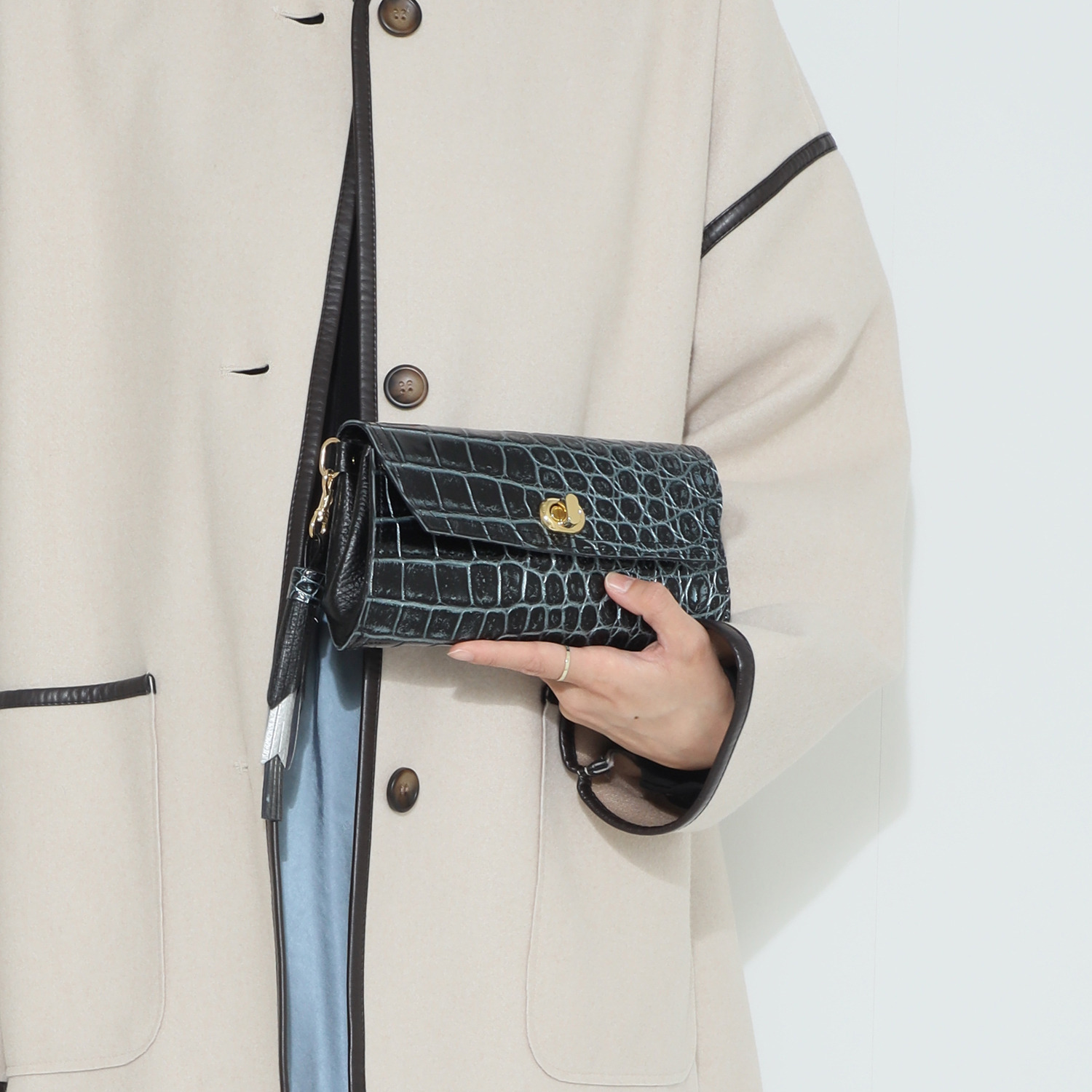 パープルクラウド 日本製 ソフトな ポロサスクロコダイル ２ウェイお財布ポシェット