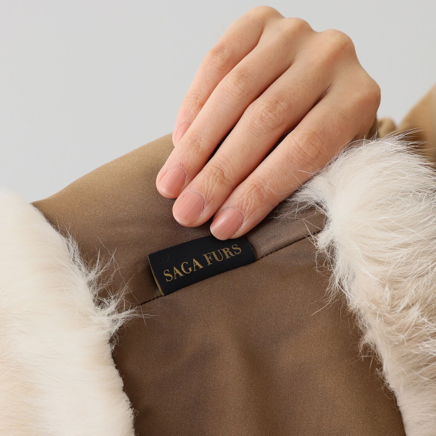 日本製 ＳＡＧＡ パロミノフロスト フォックスカラー