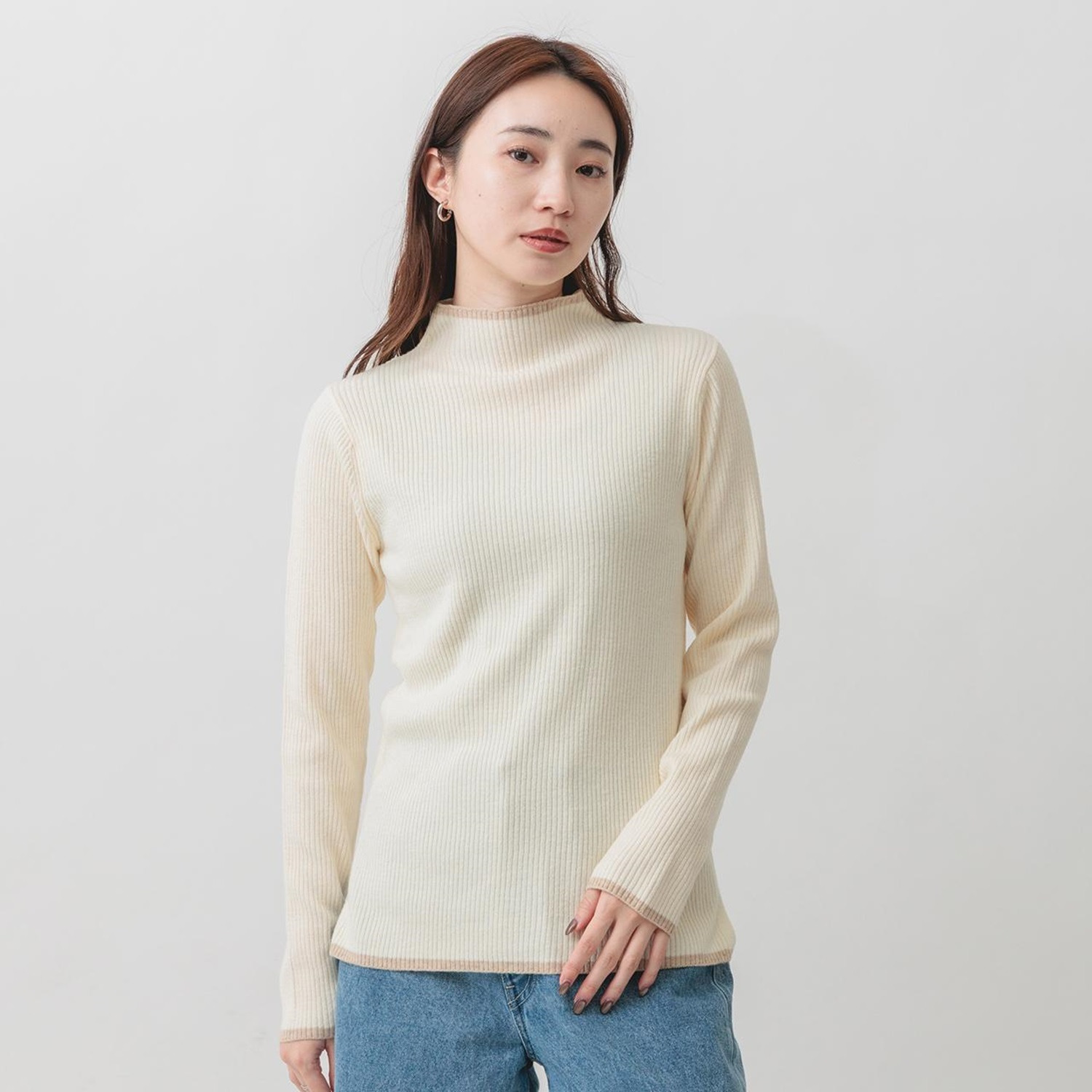 エムエムオー ボトルネック 配色ニットプルオーバー