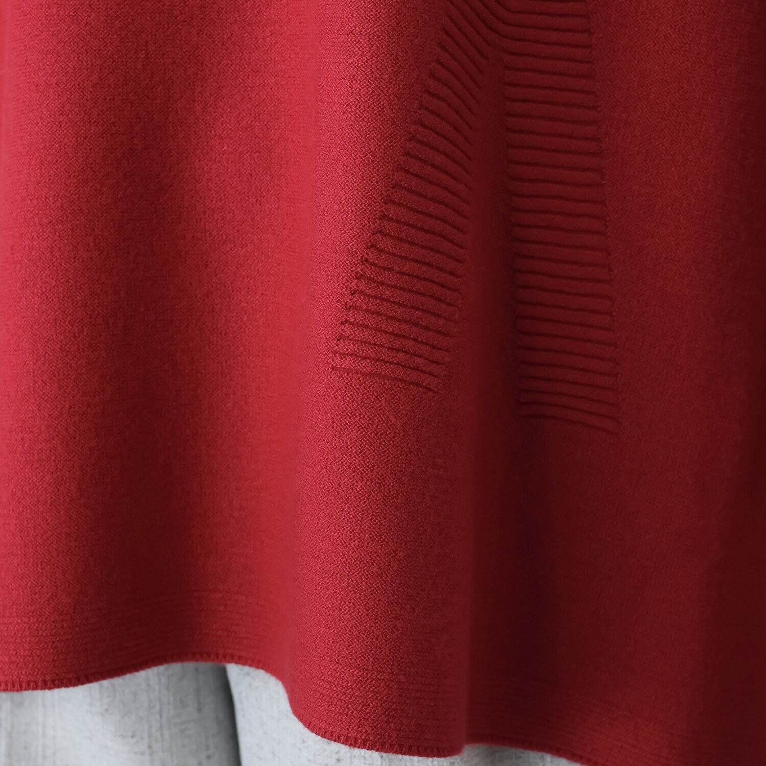 ダジュール ハイネック デザインセーター