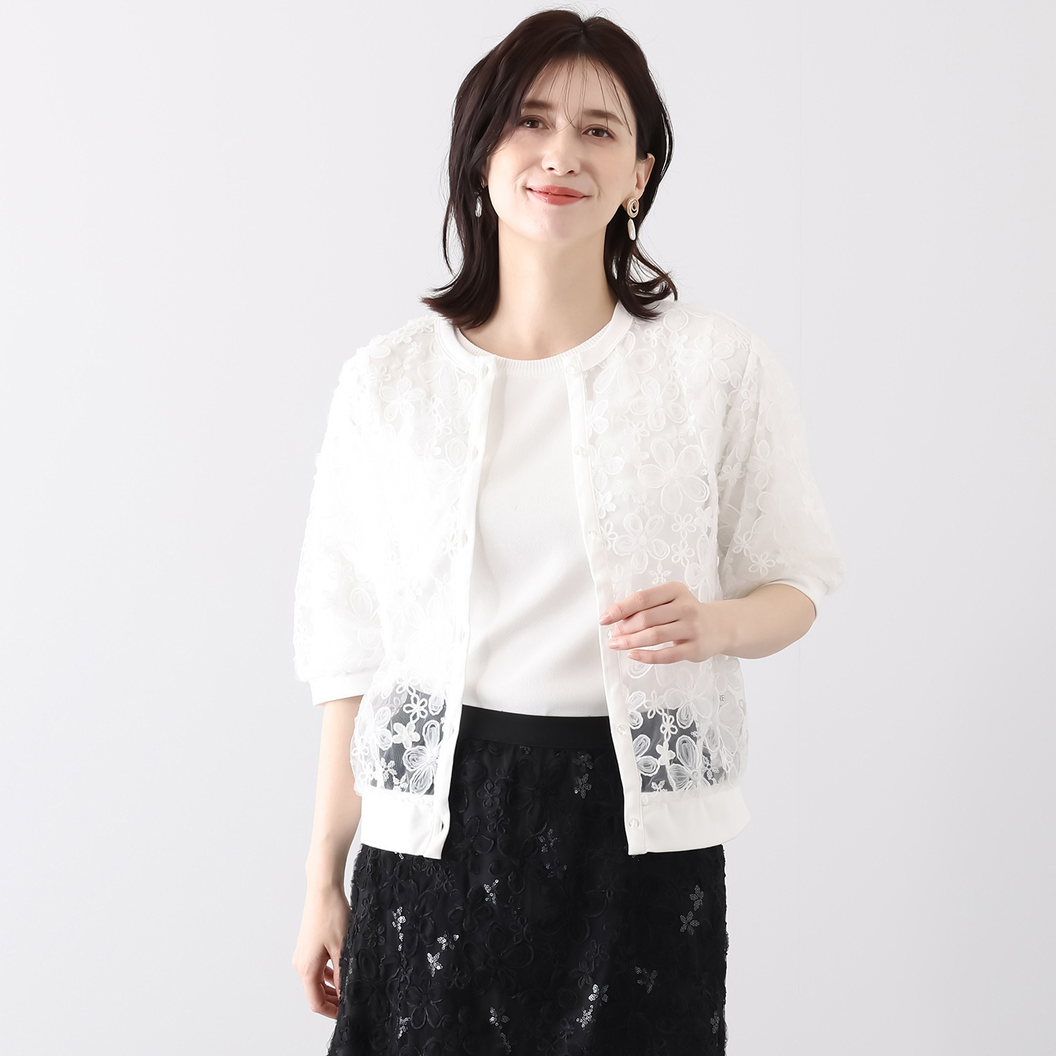 ルクオーレ スパンコールアクセント 立体チュール＆ モール刺しゅう 総レースカーディガン