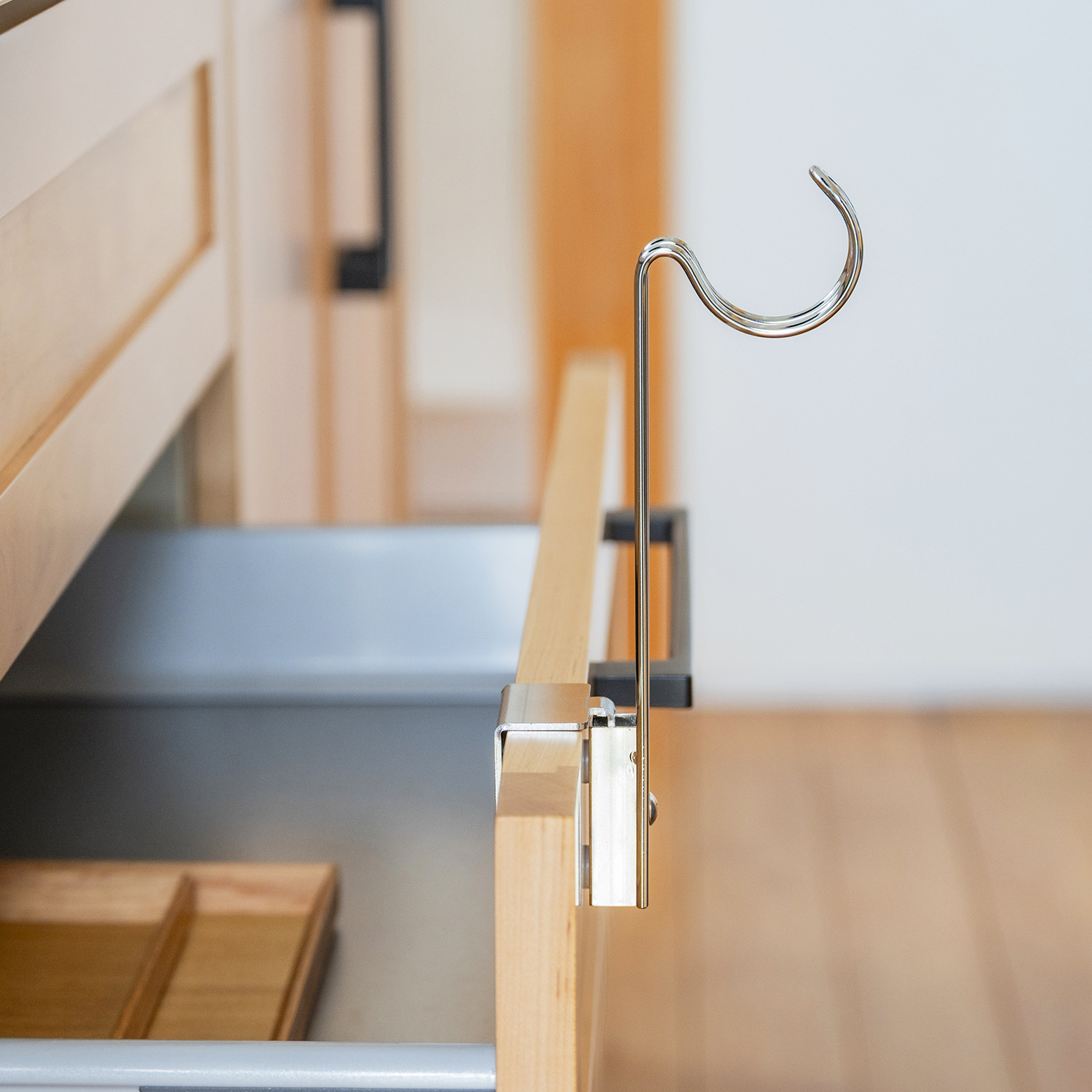 ｂｗｓＳＥＬＥＣＴＩＯＮ すっきり暮らす 浮いてみえる タオルホルダー　ロー