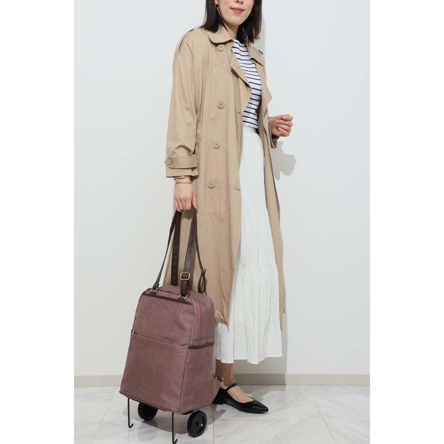 背負う・掛ける・引く。 １つで３役。 保冷機能付き ｃｏｃｏｒｏ ひっぱリュック