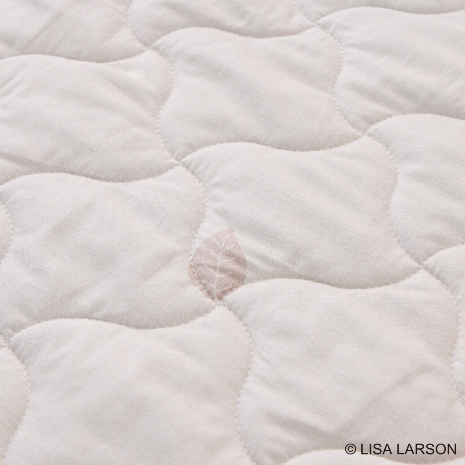 リサ・ラーソン 猫とハリネズミ リバーシブル マルチキルトカバー ＜１９０×２４０ｃｍ＞