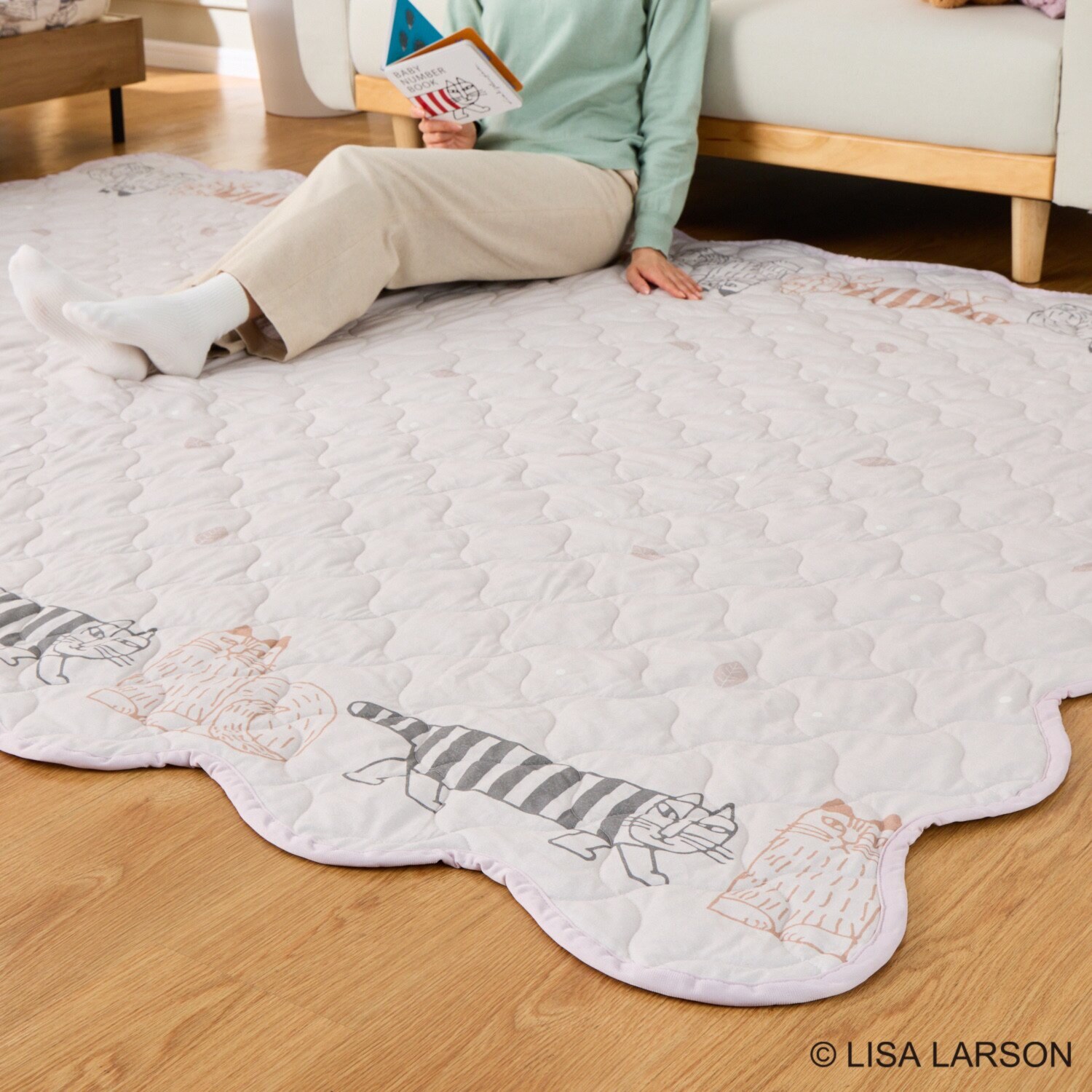 リサ・ラーソン 猫とハリネズミ リバーシブル マルチキルトカバー ＜１９０×２４０ｃｍ＞