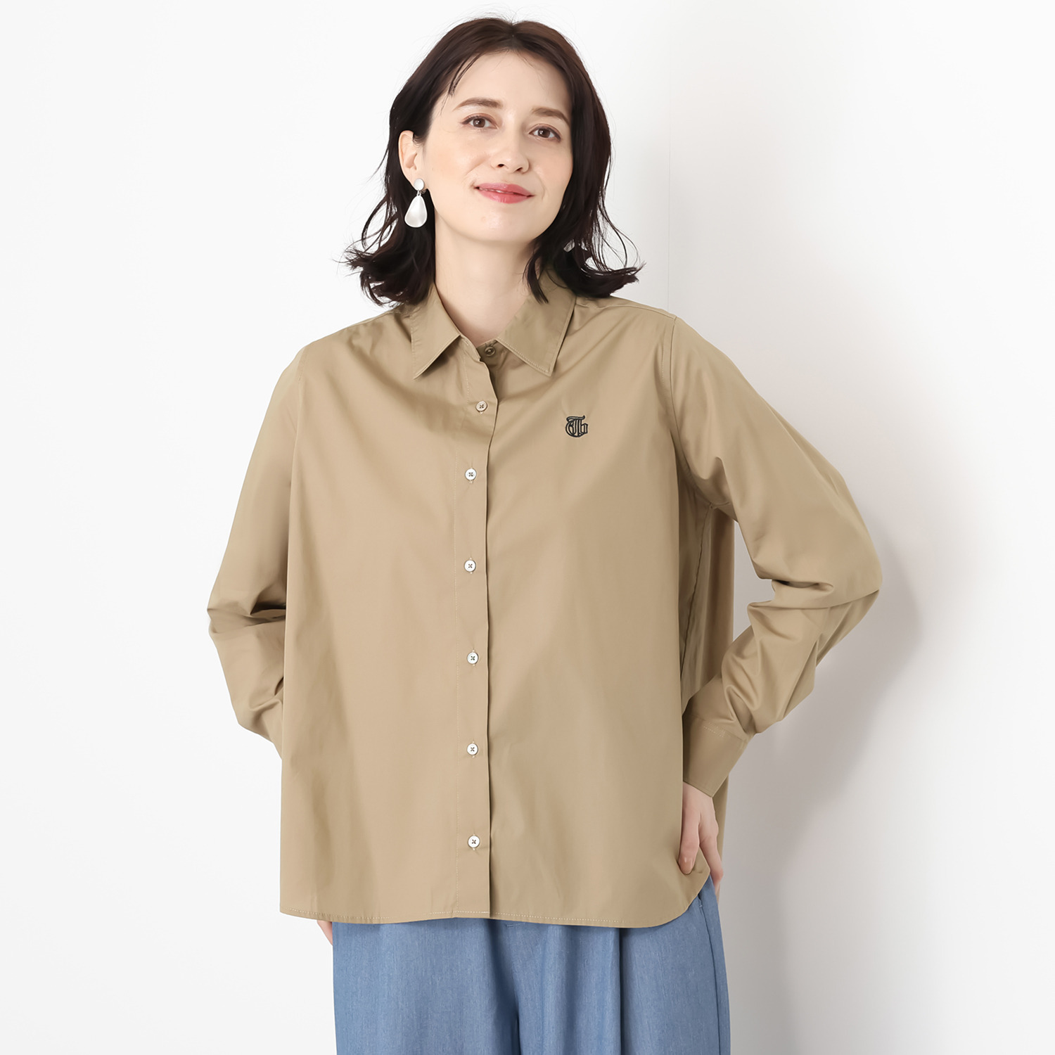 オンザビーバイサマーミー ベーシックを美しく 大人トラッドに装う 刺しゅう入り シャツブラウス