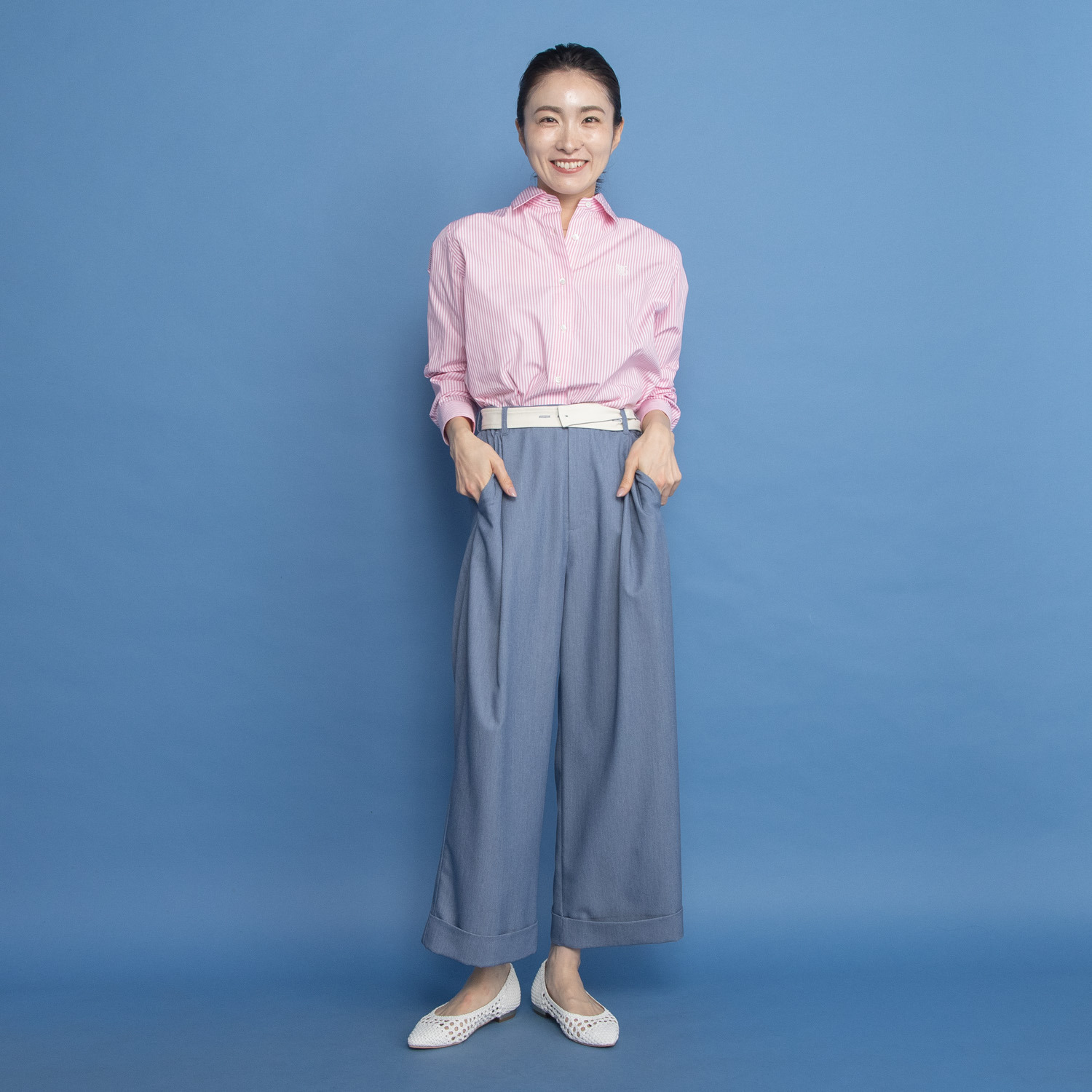 オンザビーバイサマーミー 安心と洗練を叶える 配色共布ベルト付 ワイドストレートパンツ