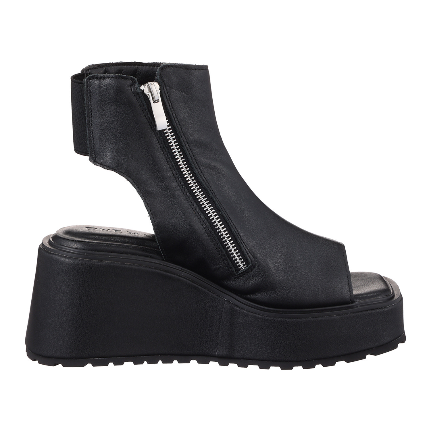 ワン　バイ ヨーコモリモト 大人のおしゃれが完成する モードにスタイルアップ ブーツサンダル