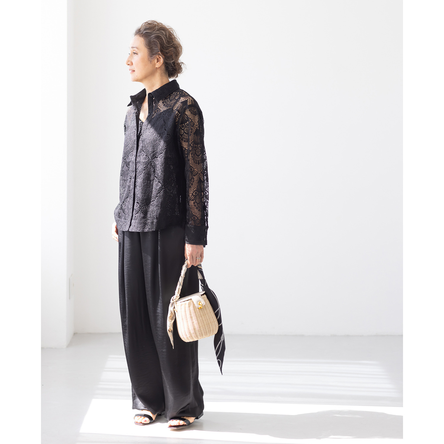 アンドスピカ リラックススタイル ワイドサテンパンツ