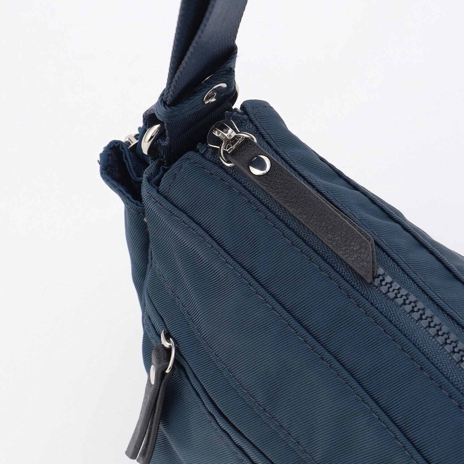 モニカ サイドジップ ミニショルダーバッグ