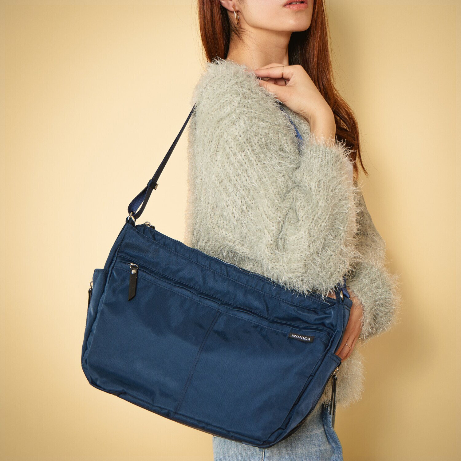 モニカ サイドジップ ショルダーバッグ