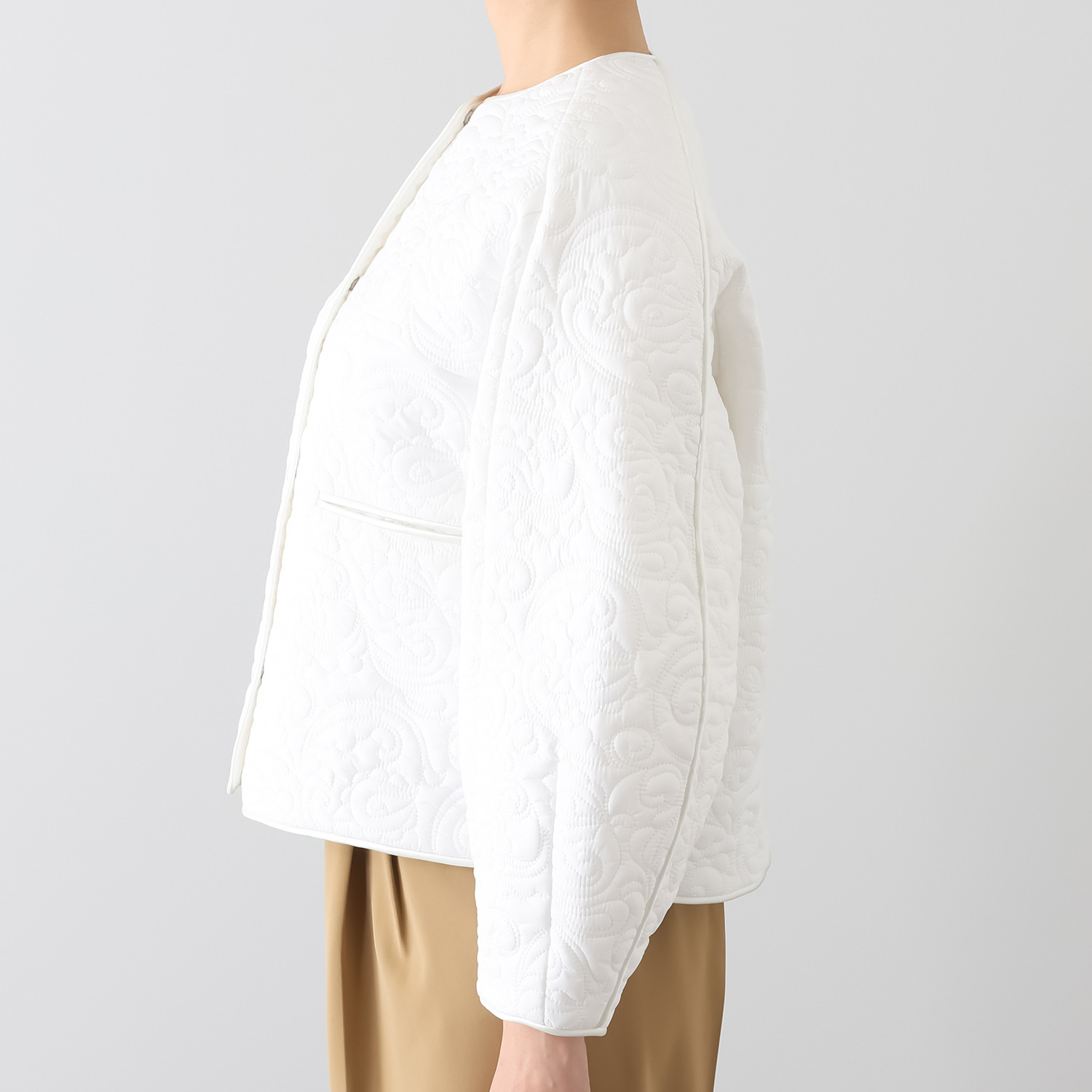 アットランティーヴァ アリア キルティングジャケット