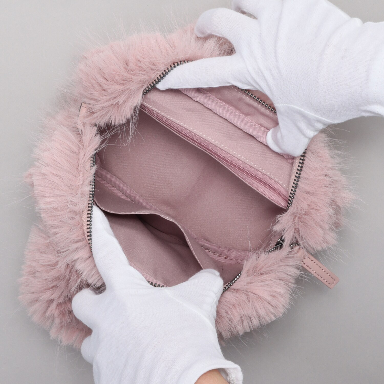 ベルモサ Ｄｉｓｎｅｙ　Ｍａｒｉｅ ふわふわフェイクファー ２ウェイ手提げバッグ ＜Ｓ＞