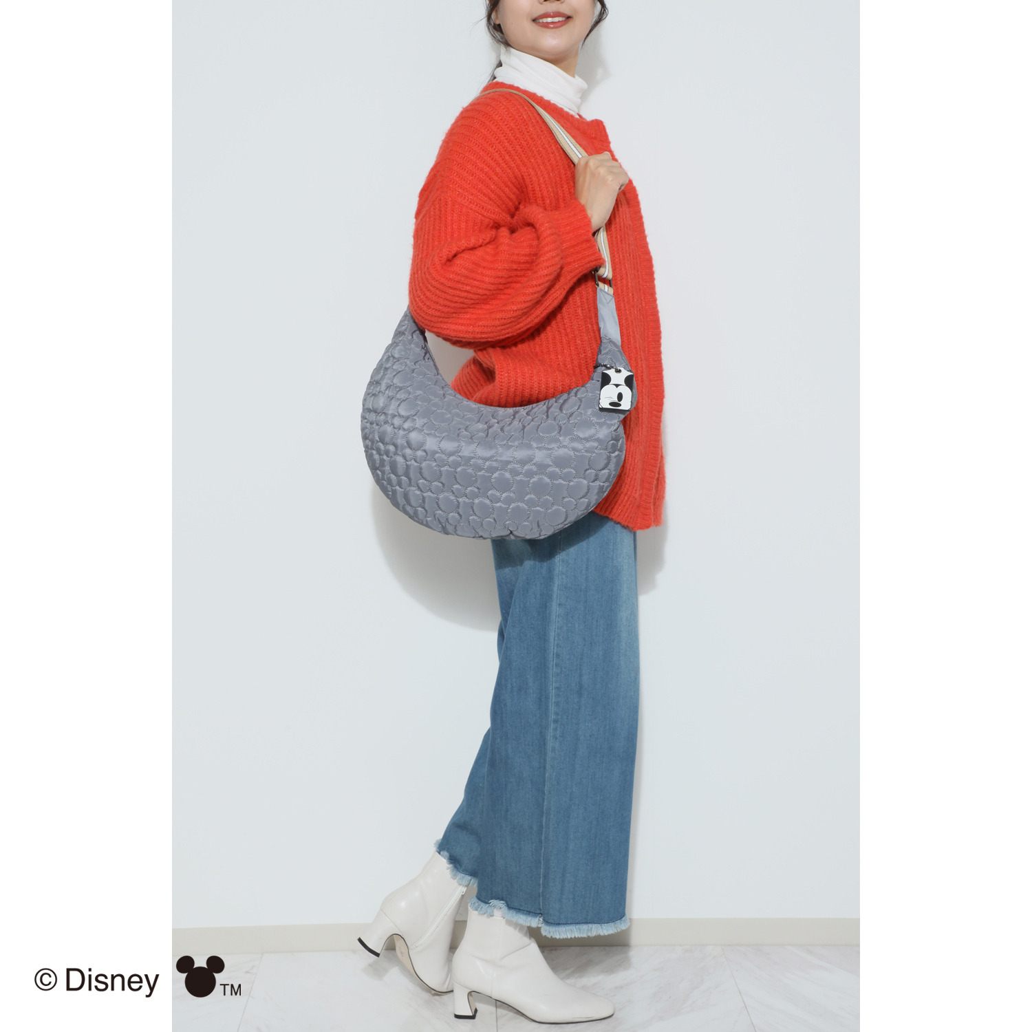 ベルモサ ＜ミッキーマウス＞ キルティング ショルダーバッグ