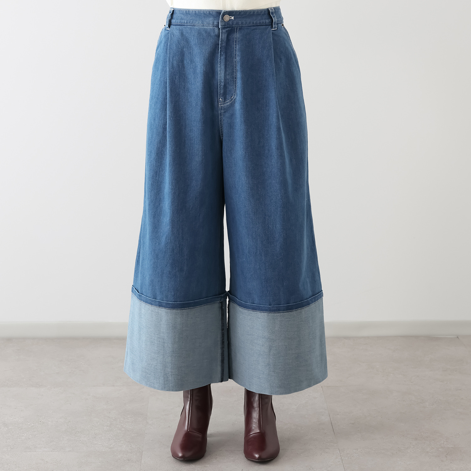 オジョウ 裾の折り返しが じゃじゃ馬ムスメな ワイドヘムデザイン デニムパンツ