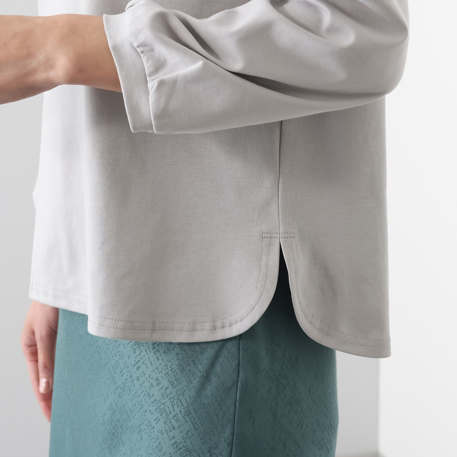 ポルトゥヴィーダ ウォッシャブル シルケットコットン 九分袖プルオーバー