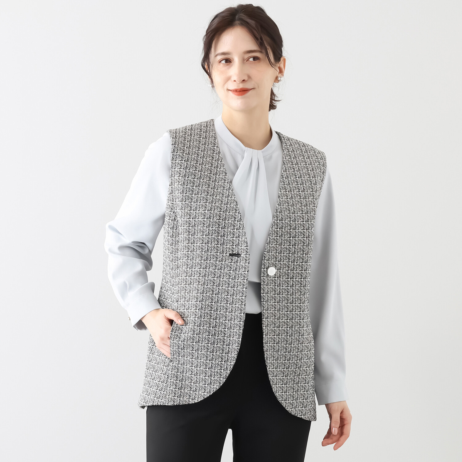 ポルトゥヴィーダ ミックスツイード ノーカラージレ