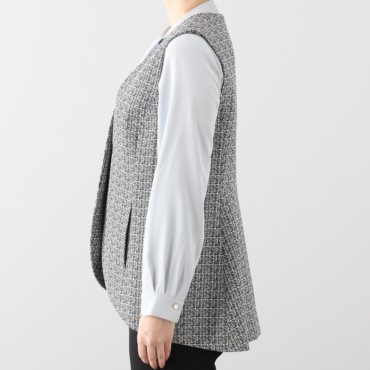 ポルトゥヴィーダ ミックスツイード ノーカラージレ