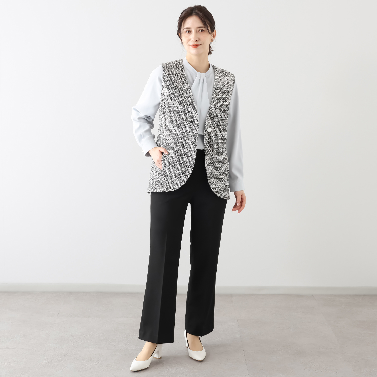 ポルトゥヴィーダ ミックスツイード ノーカラージレ