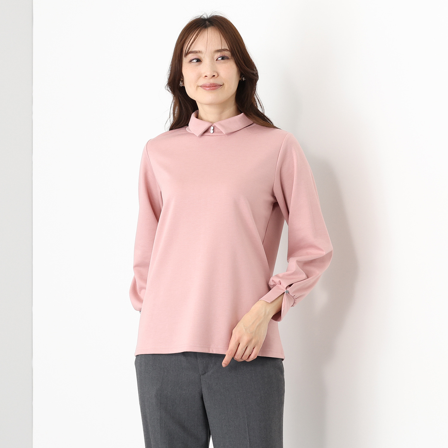 アンブリエ 着回し力抜群 襟アクセント プルオーバー