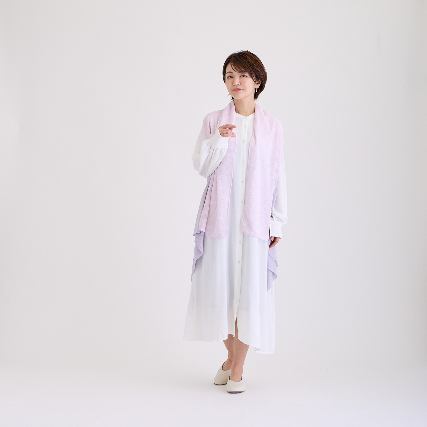 ミラ・ショーン レース×ラメ二ット ジレストール