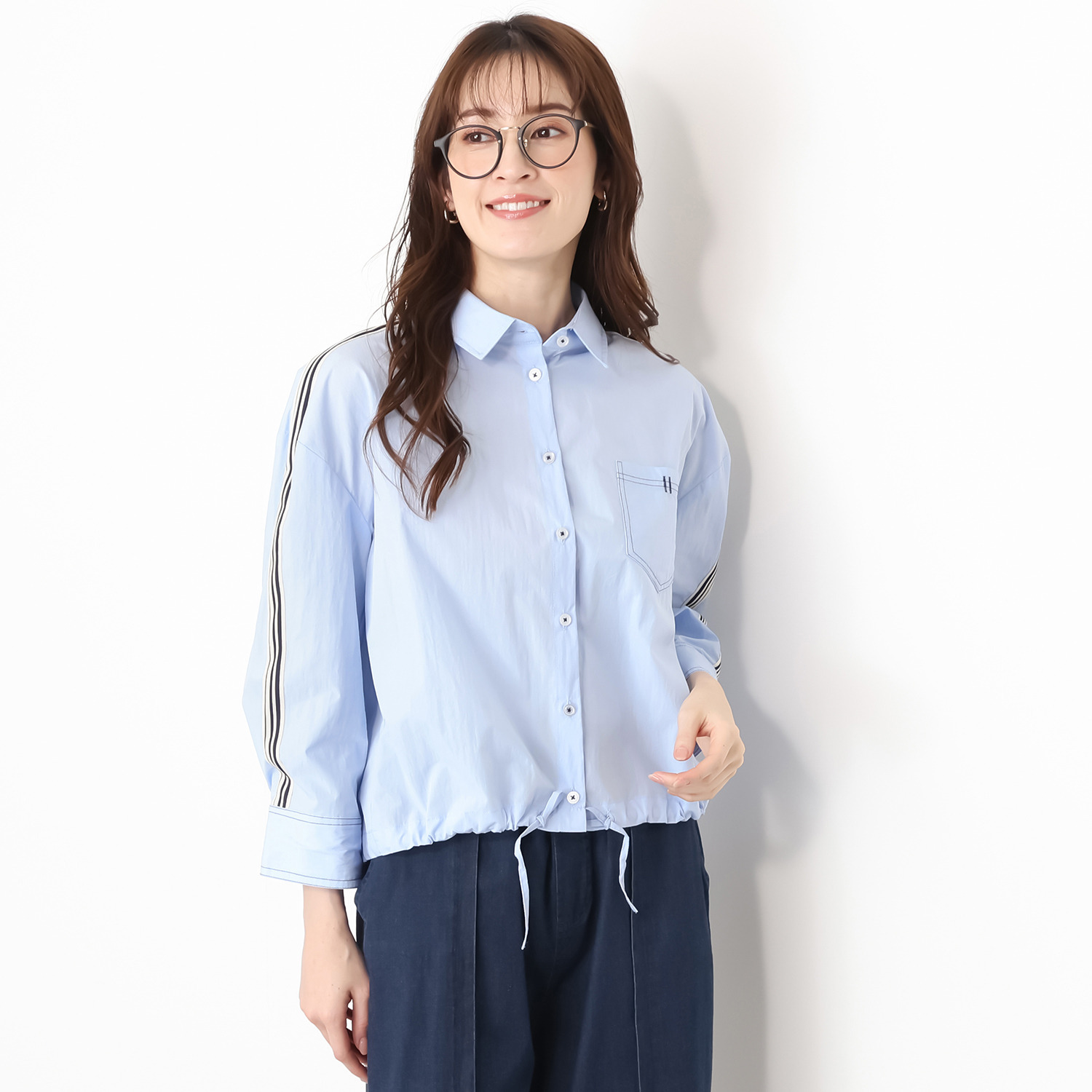 スタイル・ラヴィー ラインテープ＆ ポケットステッチ アクセント ドローストリングシャツ