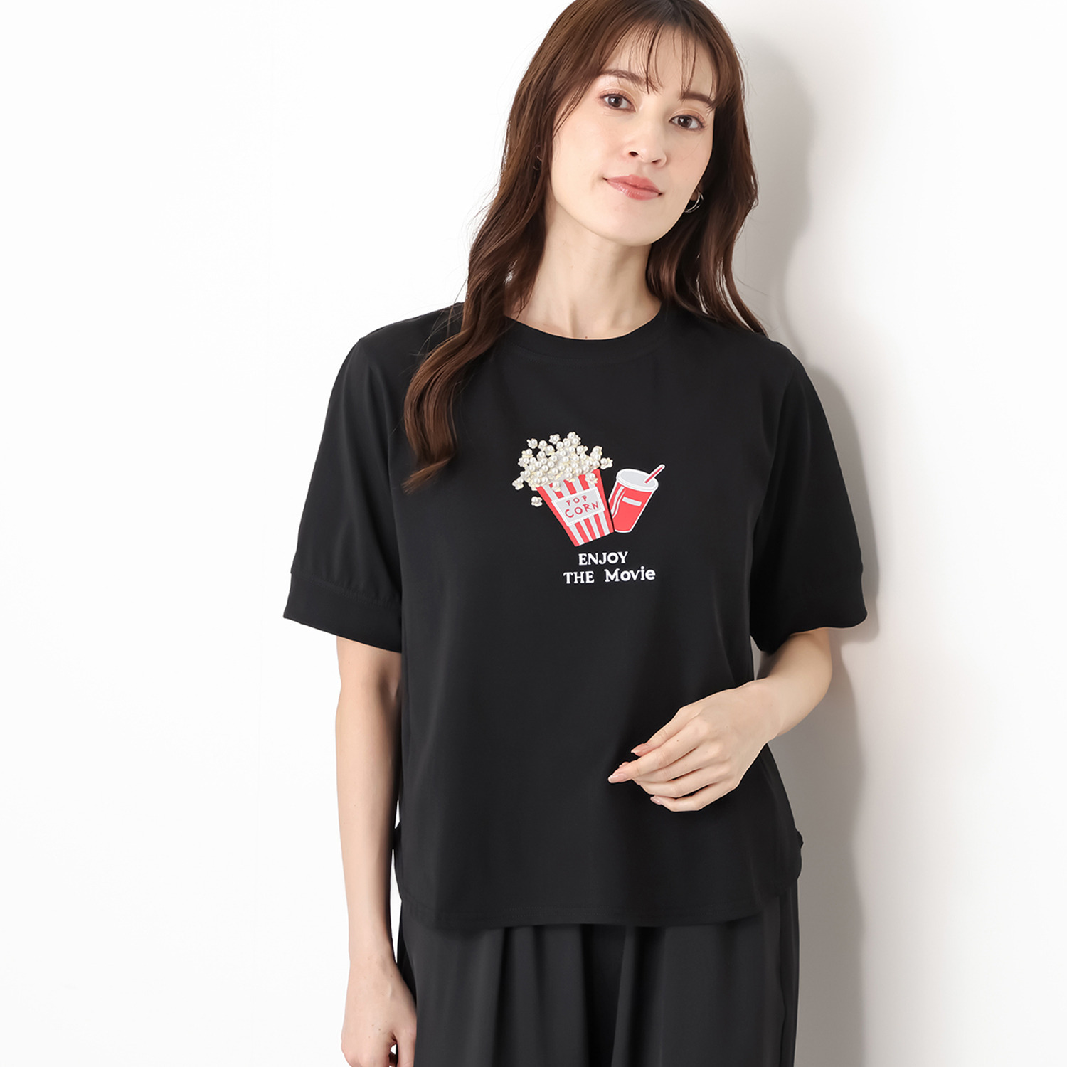 スタイル・ラヴィー プリント＆ パール風ビジュウ アクセント 五分袖プルオーバー