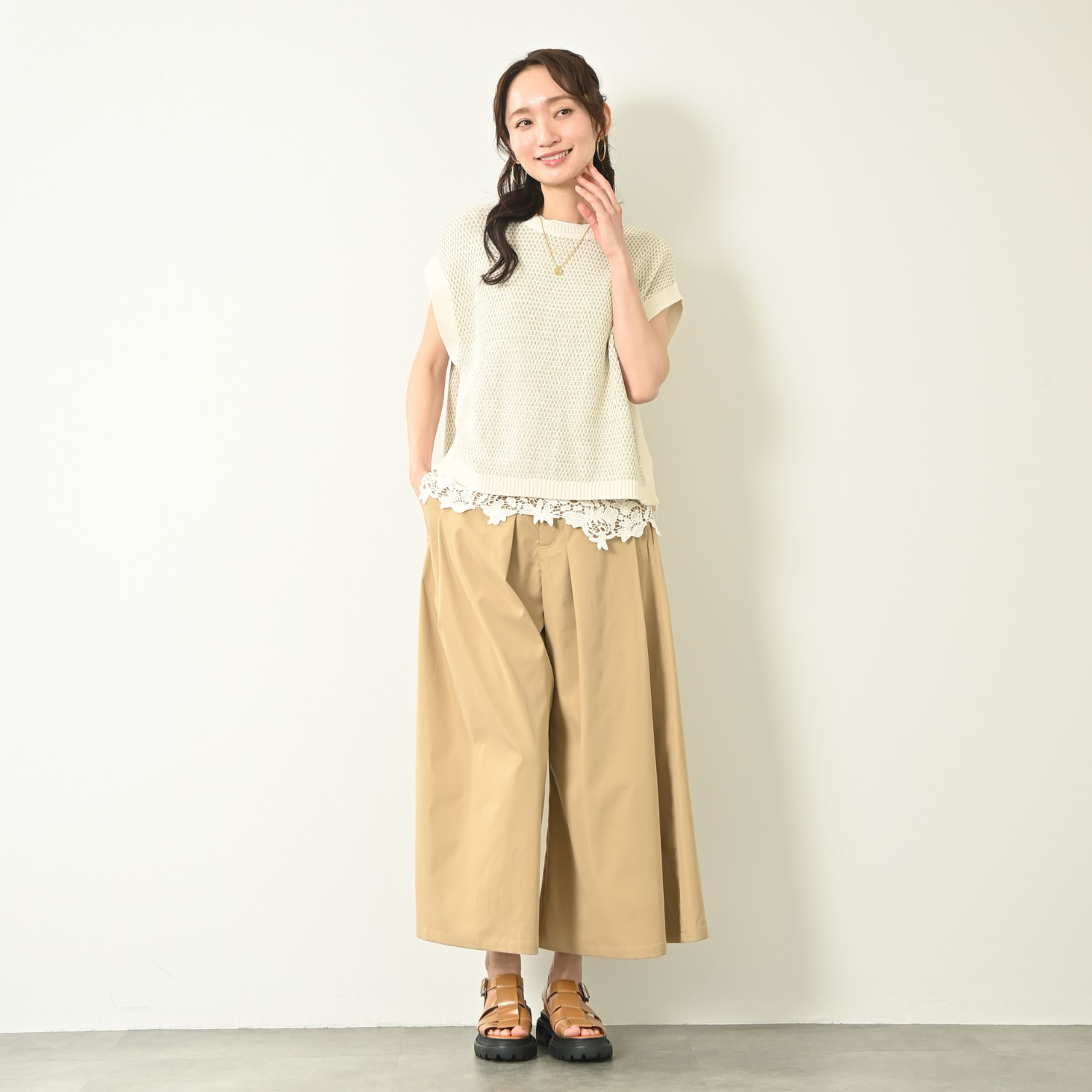 元町ゼラール コットン混リリヤーン ラメ入りツイード ２ウェイニットジレ