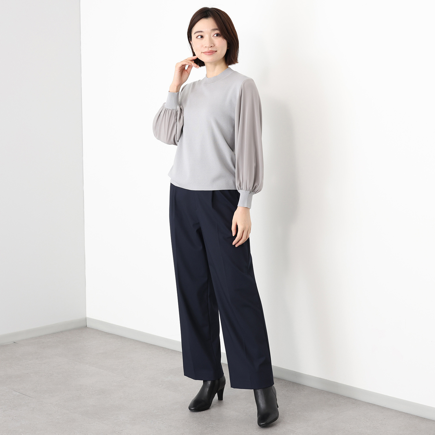 アトリエ　クース ほんのり透ける シフォンスリーブが さりげなくフェミニン ニットプルオーバー