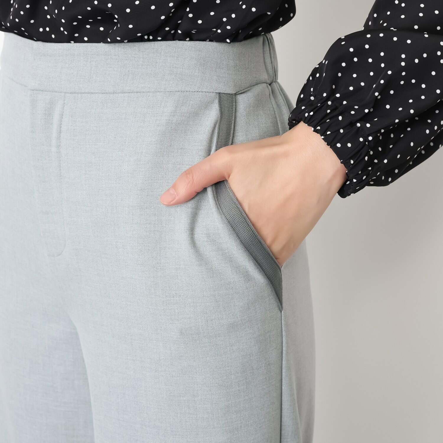 リサリサ プラミカル ２ウェイストレッチツイル セミワイドパンツ